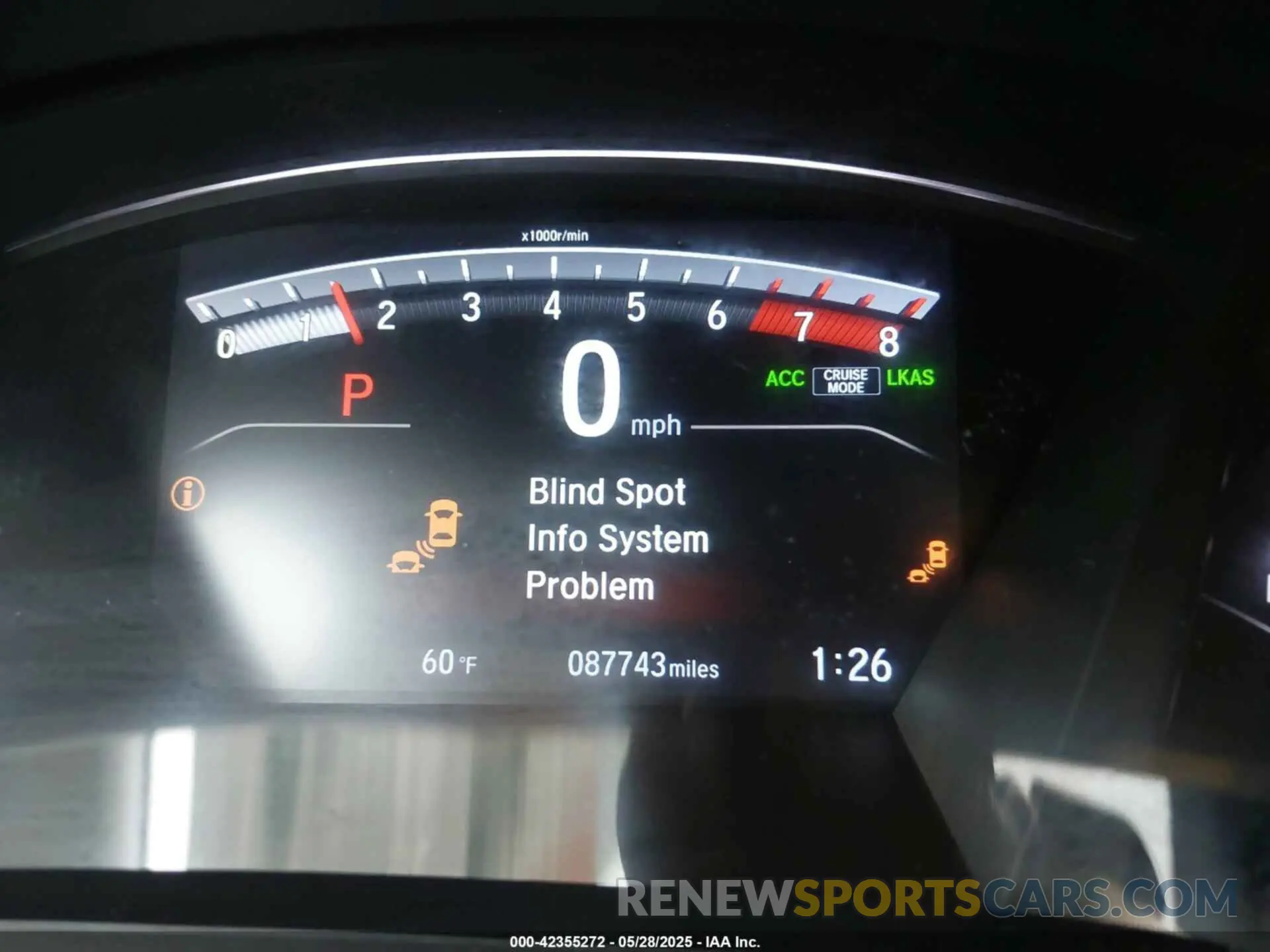 16 Photograph of a damaged car 2HKRW2H95KH617890 HONDA CR-V 2019