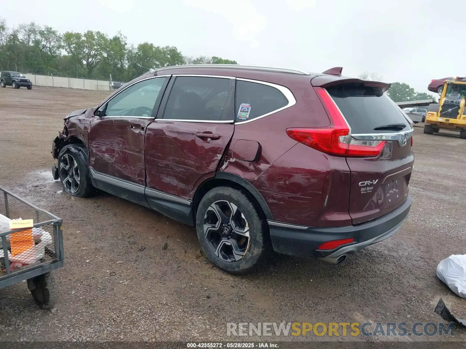 3 Photograph of a damaged car 2HKRW2H95KH617890 HONDA CR-V 2019
