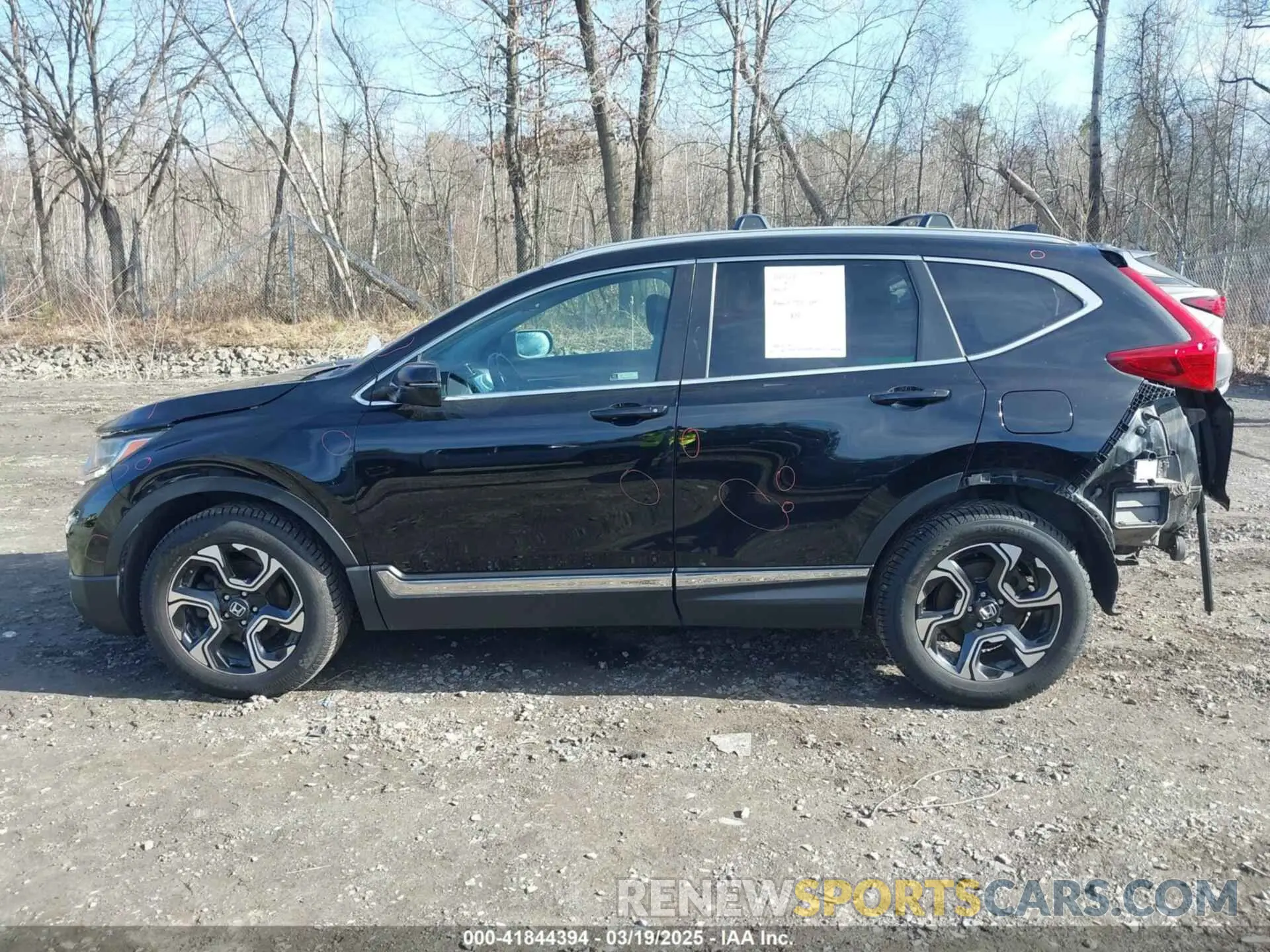 14 Photograph of a damaged car 2HKRW2H95KH631787 HONDA CR-V 2019