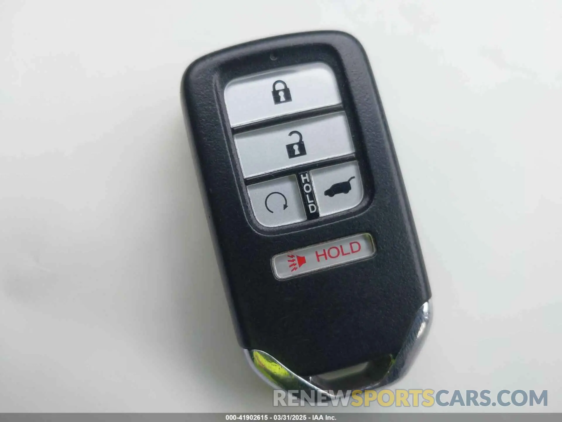 11 Photograph of a damaged car 2HKRW2H9XKH636354 HONDA CR-V 2019