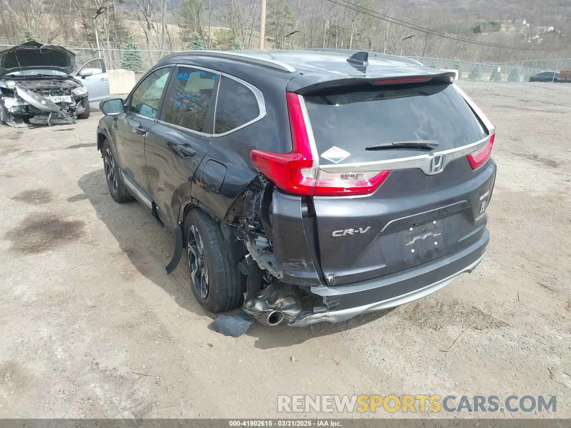 3 Photograph of a damaged car 2HKRW2H9XKH636354 HONDA CR-V 2019