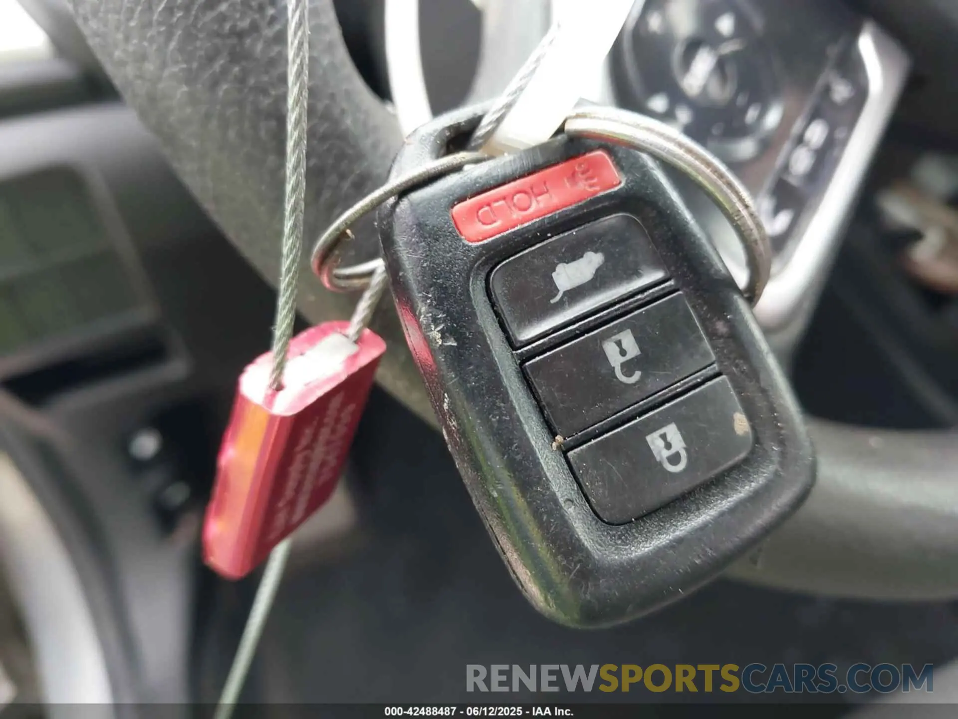 11 Photograph of a damaged car 2HKRW5H30KH421675 HONDA CR-V 2019