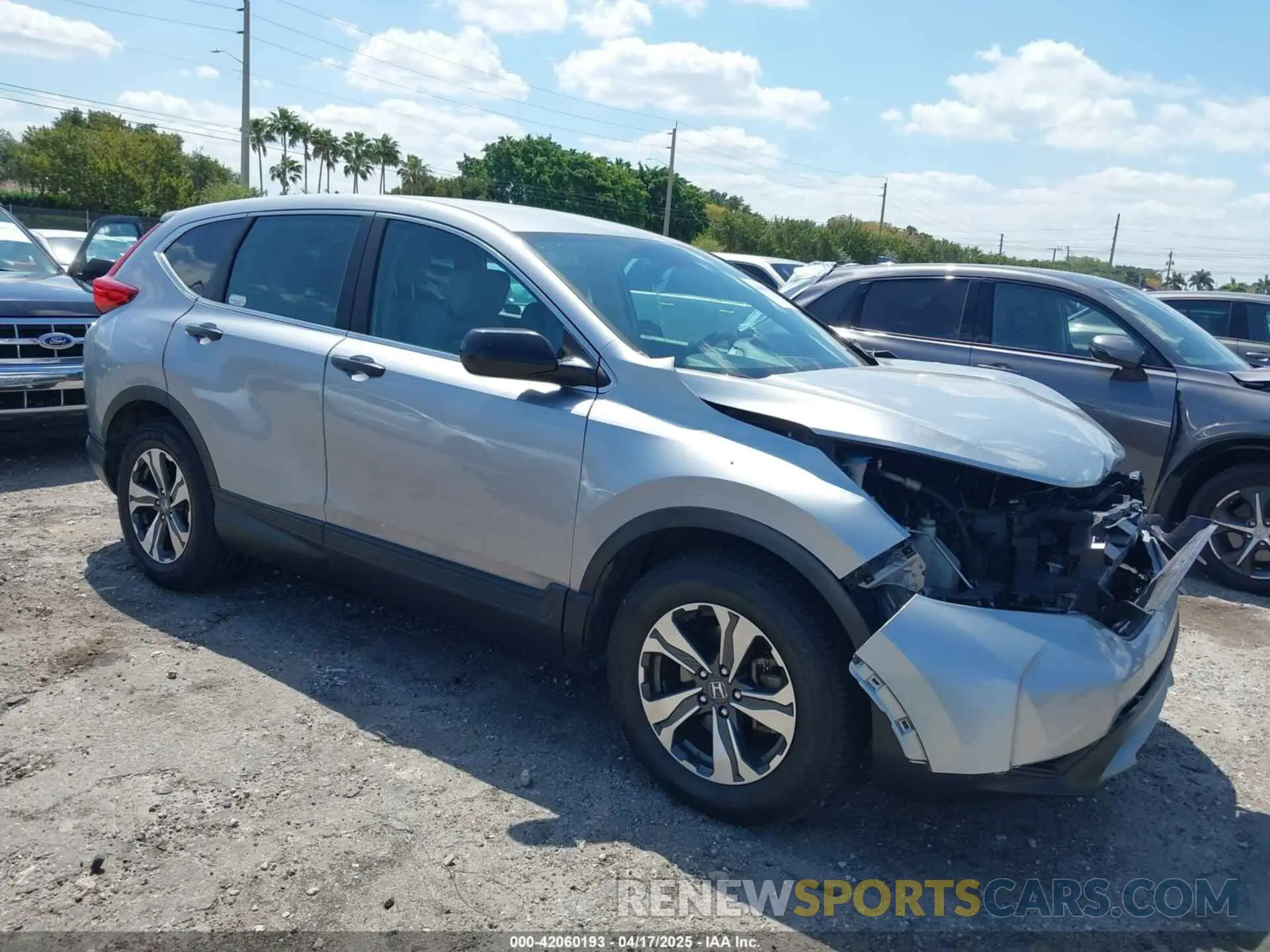 1 Photograph of a damaged car 2HKRW5H31KH411771 HONDA CR-V 2019