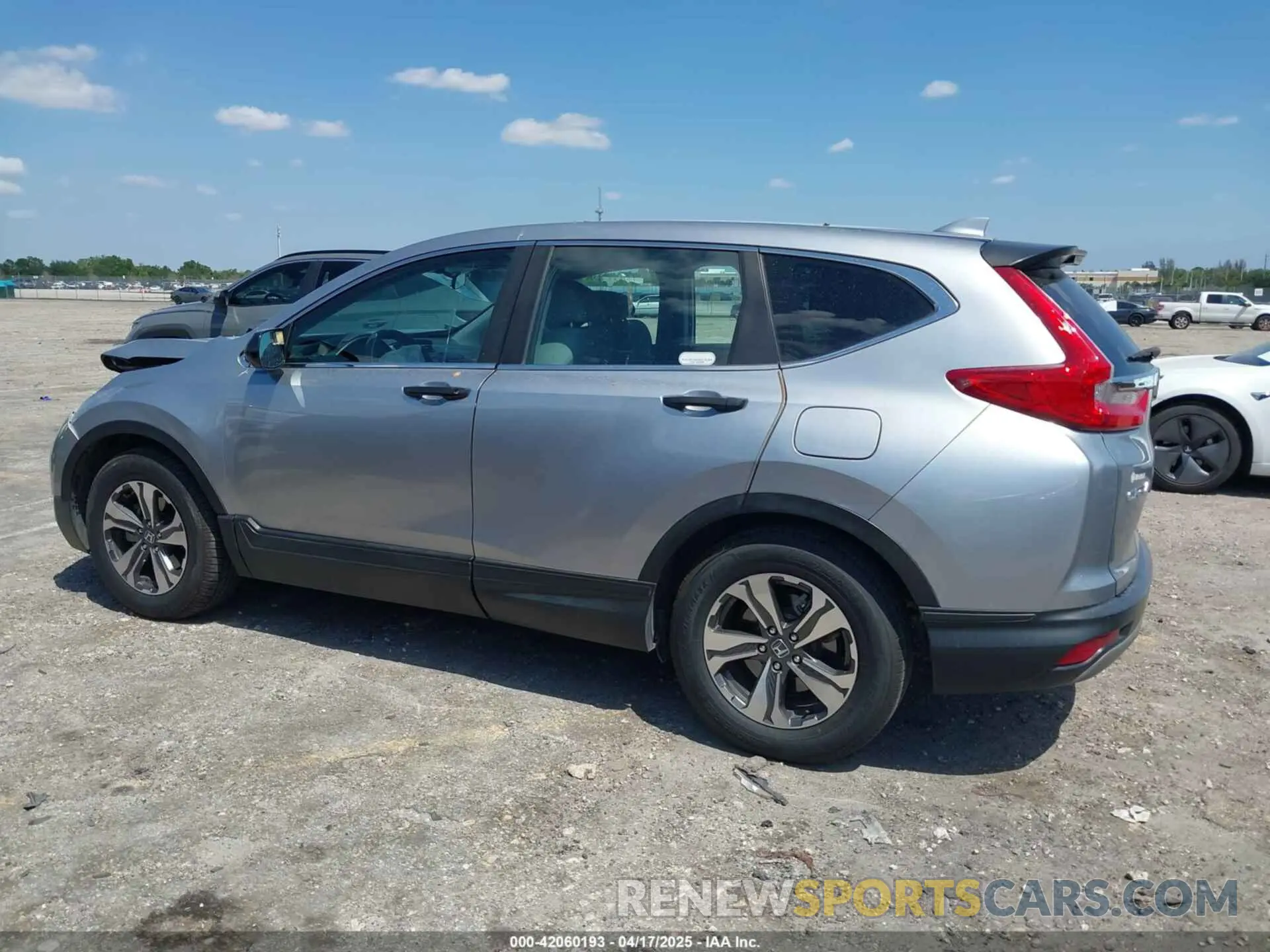 14 Photograph of a damaged car 2HKRW5H31KH411771 HONDA CR-V 2019