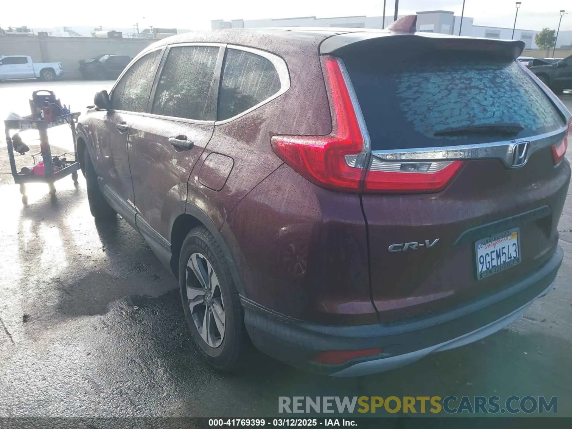 3 Photograph of a damaged car 2HKRW5H31KH415531 HONDA CR-V 2019
