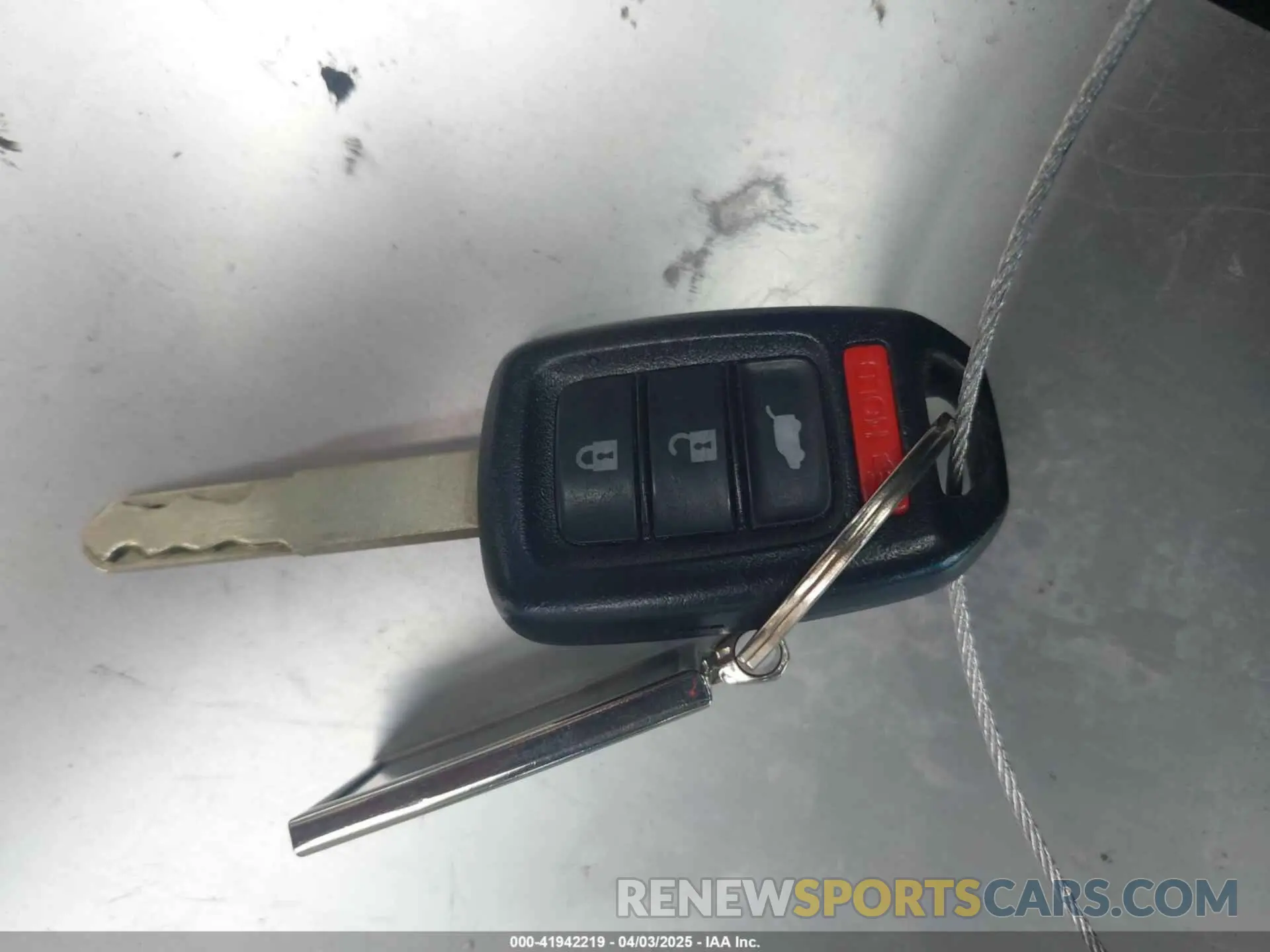 11 Photograph of a damaged car 2HKRW5H33KH402697 HONDA CR-V 2019