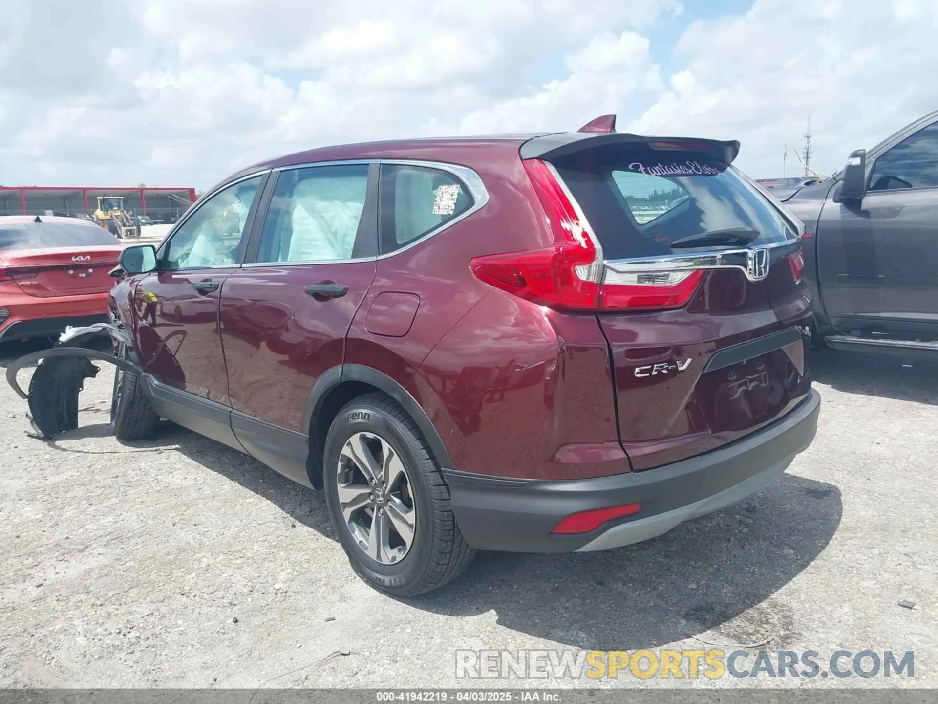 3 Photograph of a damaged car 2HKRW5H33KH402697 HONDA CR-V 2019