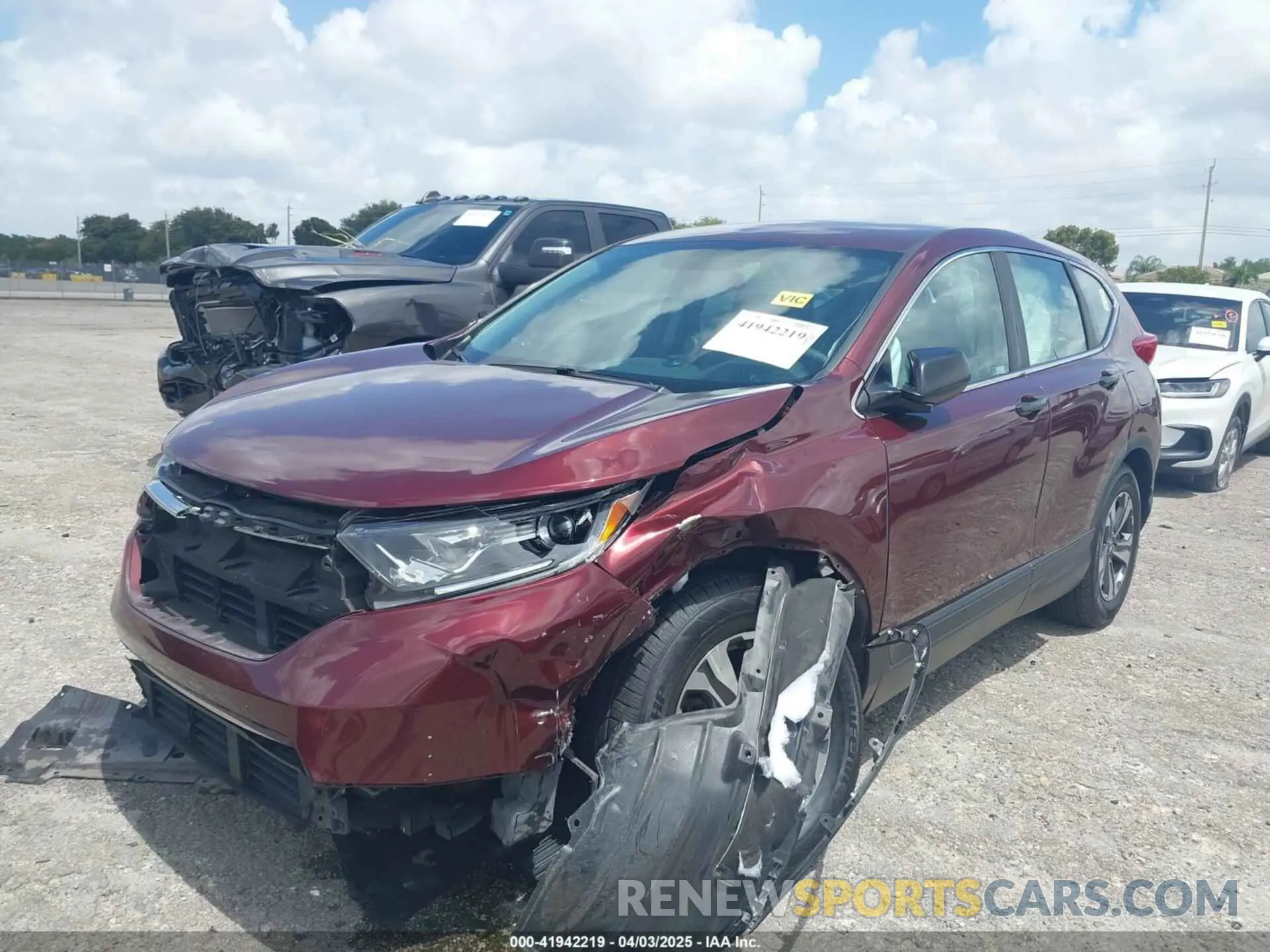 6 Photograph of a damaged car 2HKRW5H33KH402697 HONDA CR-V 2019