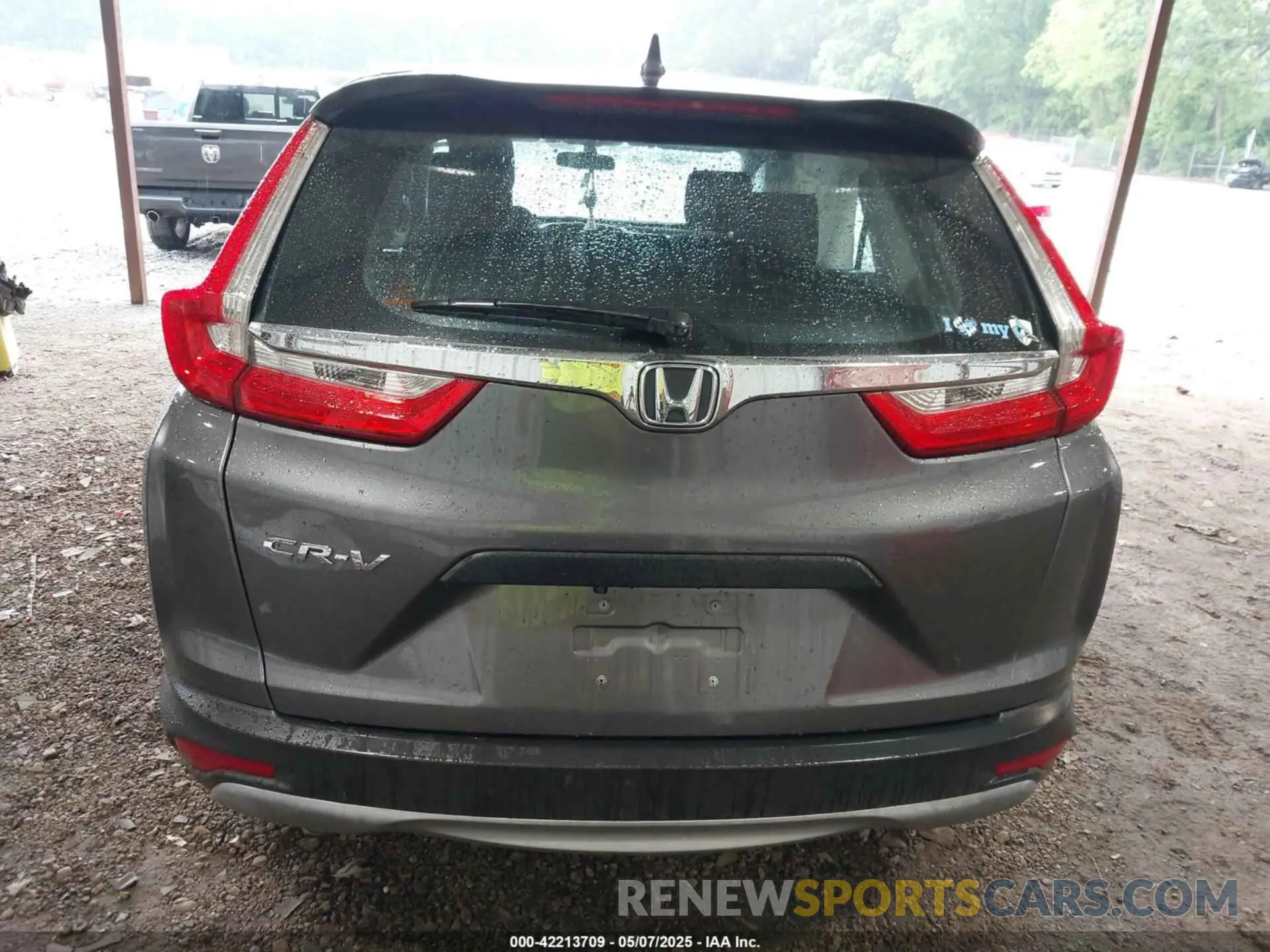 16 Photograph of a damaged car 2HKRW5H33KH412873 HONDA CR-V 2019