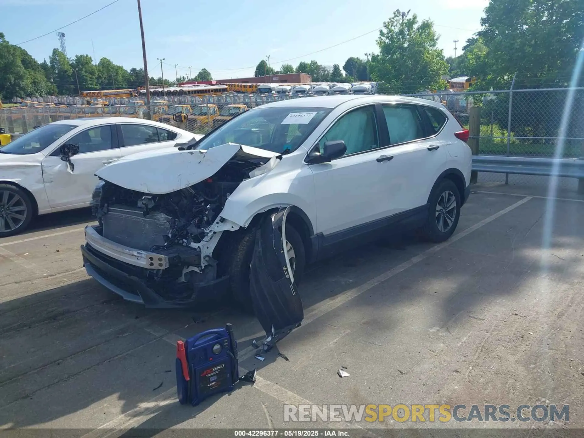2 Photograph of a damaged car 2HKRW5H33KH418401 HONDA CR-V 2019