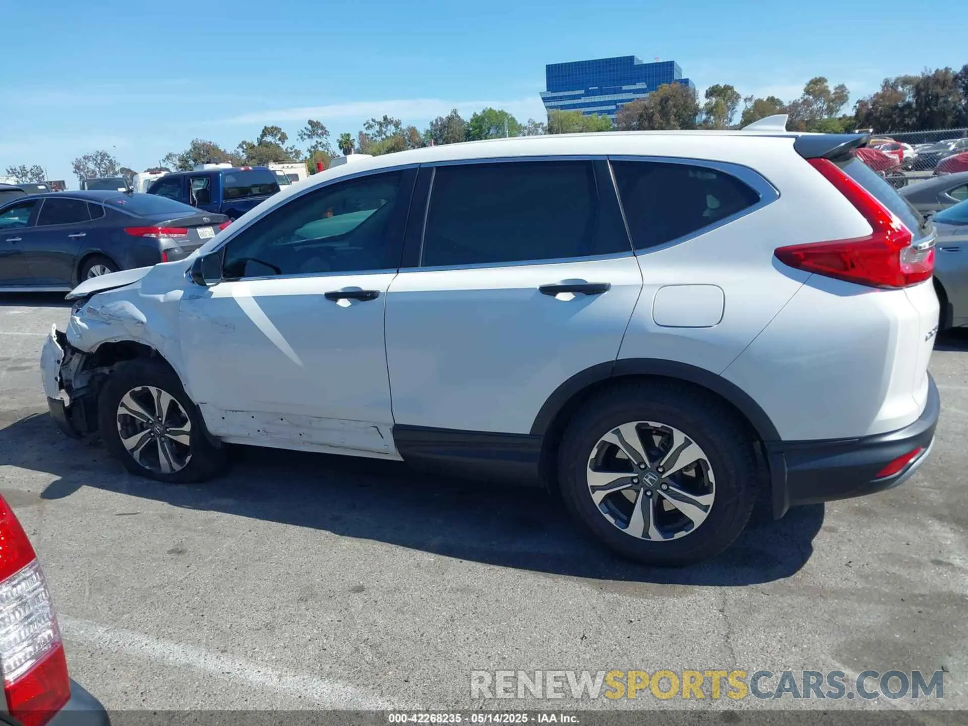 14 Photograph of a damaged car 2HKRW5H34KH405284 HONDA CR-V 2019