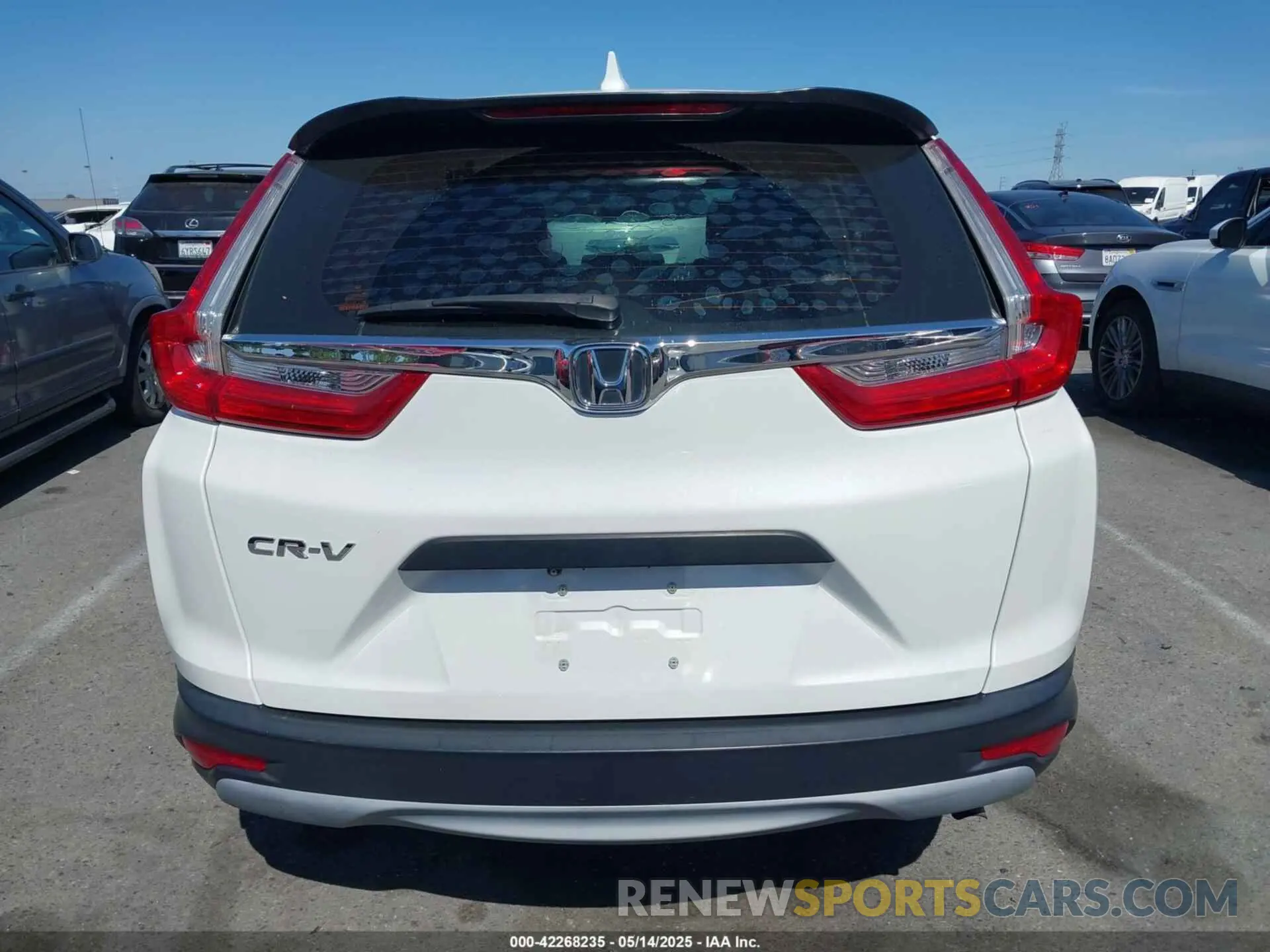16 Photograph of a damaged car 2HKRW5H34KH405284 HONDA CR-V 2019