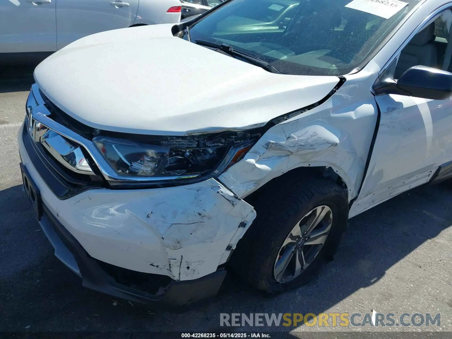 6 Photograph of a damaged car 2HKRW5H34KH405284 HONDA CR-V 2019