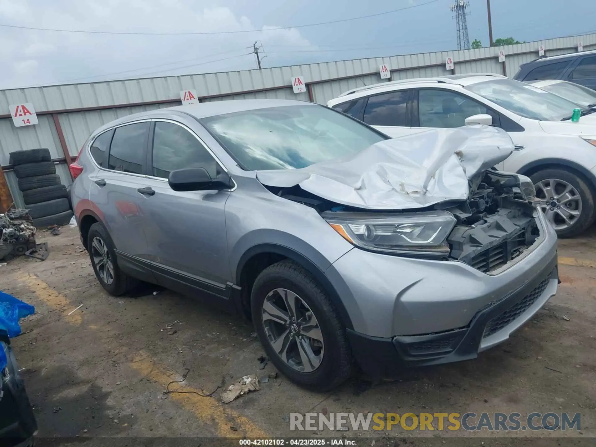 1 Photograph of a damaged car 2HKRW5H35KH403298 HONDA CR-V 2019