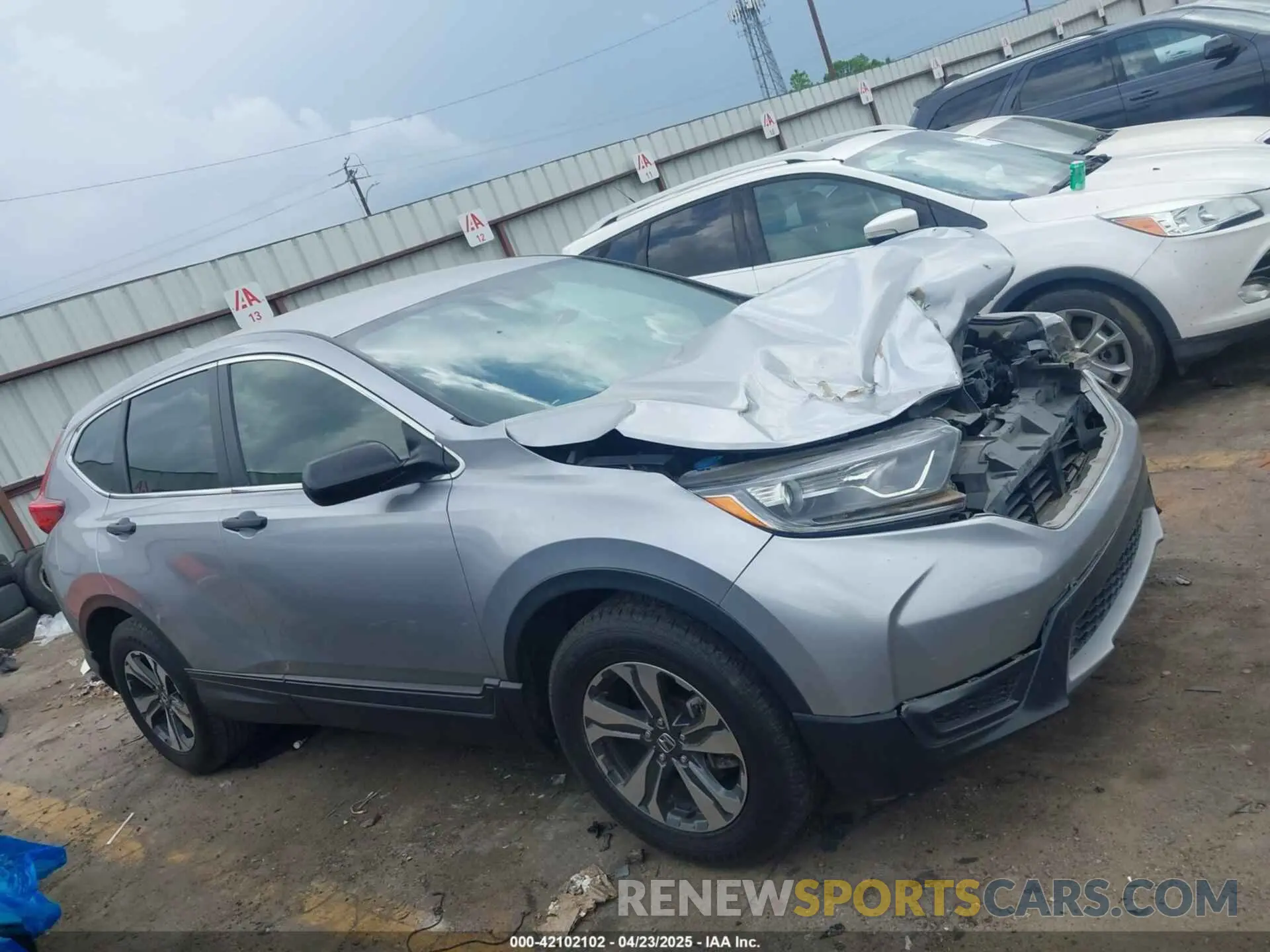 13 Photograph of a damaged car 2HKRW5H35KH403298 HONDA CR-V 2019
