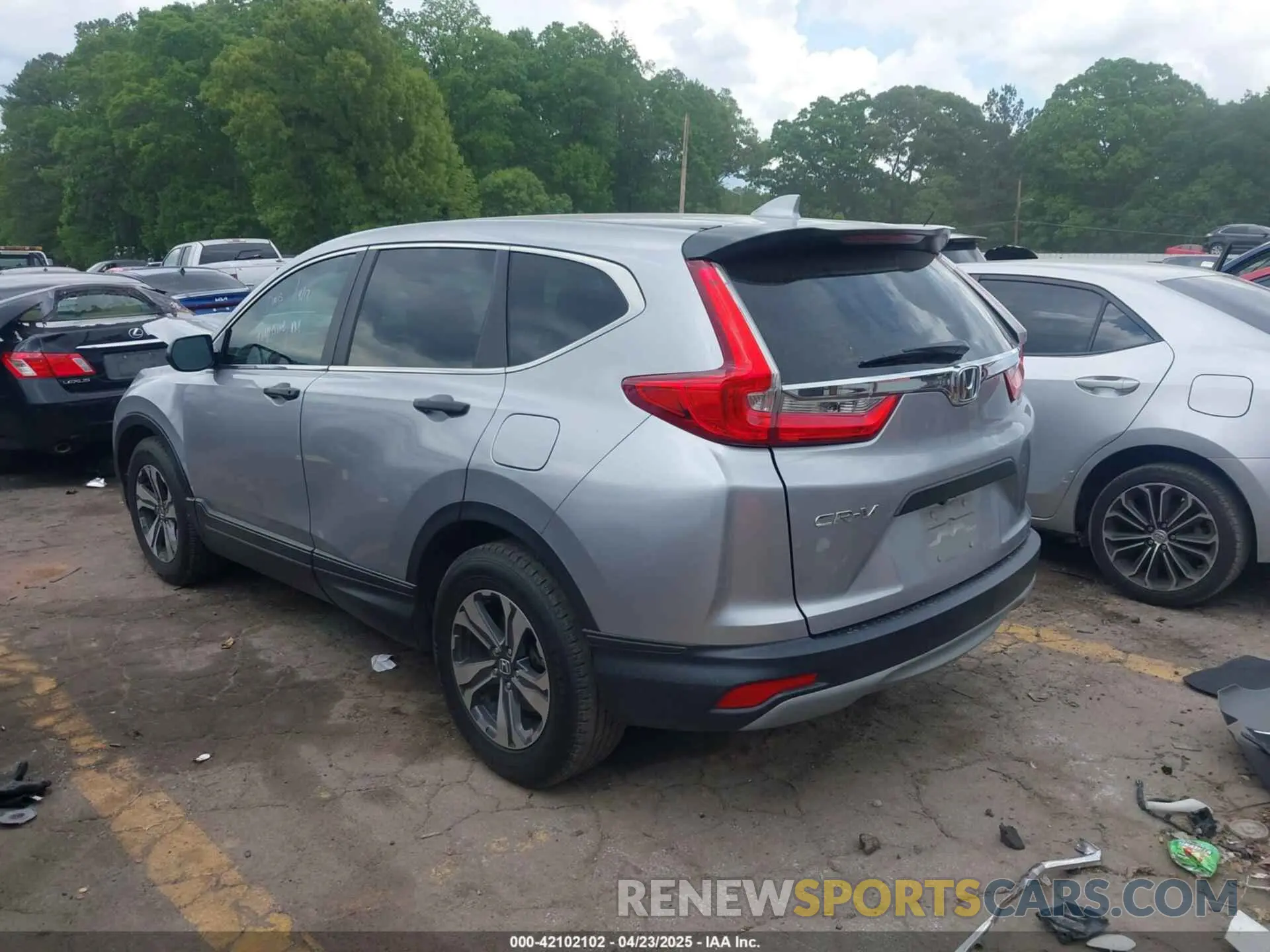 3 Photograph of a damaged car 2HKRW5H35KH403298 HONDA CR-V 2019