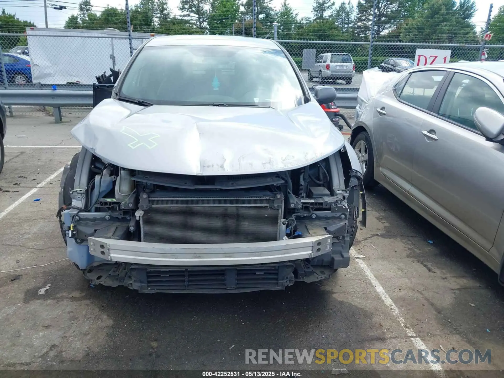13 Photograph of a damaged car 2HKRW5H36KH416089 HONDA CR-V 2019