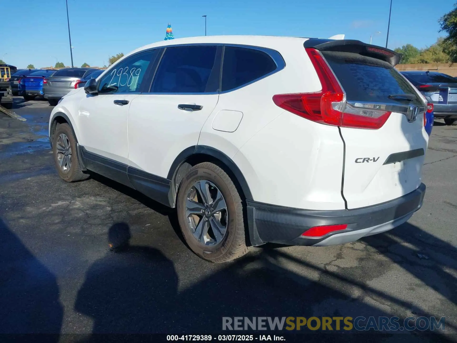 3 Photograph of a damaged car 2HKRW5H39KH410755 HONDA CR-V 2019