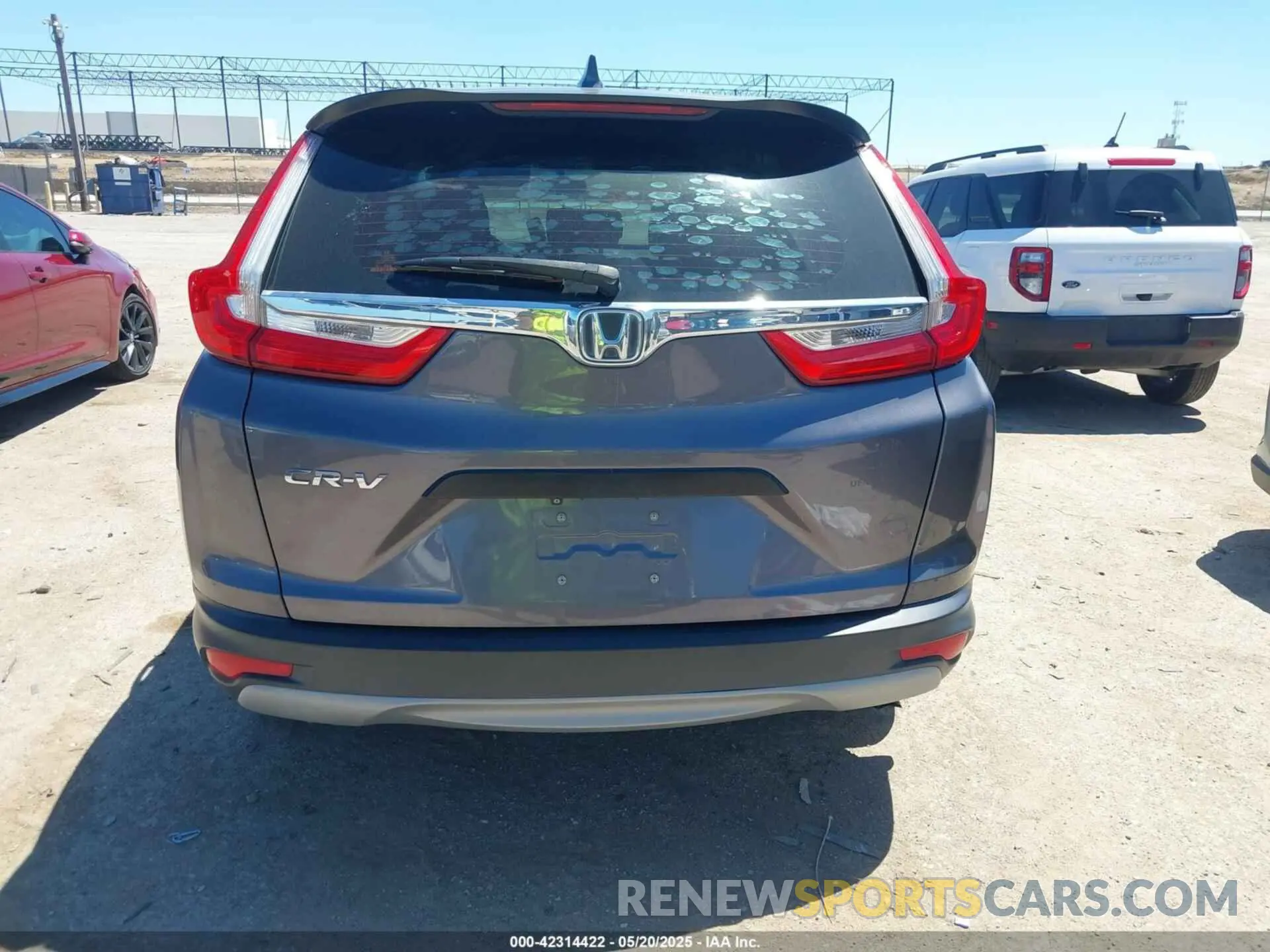 16 Photograph of a damaged car 2HKRW5H3XKH413731 HONDA CR-V 2019