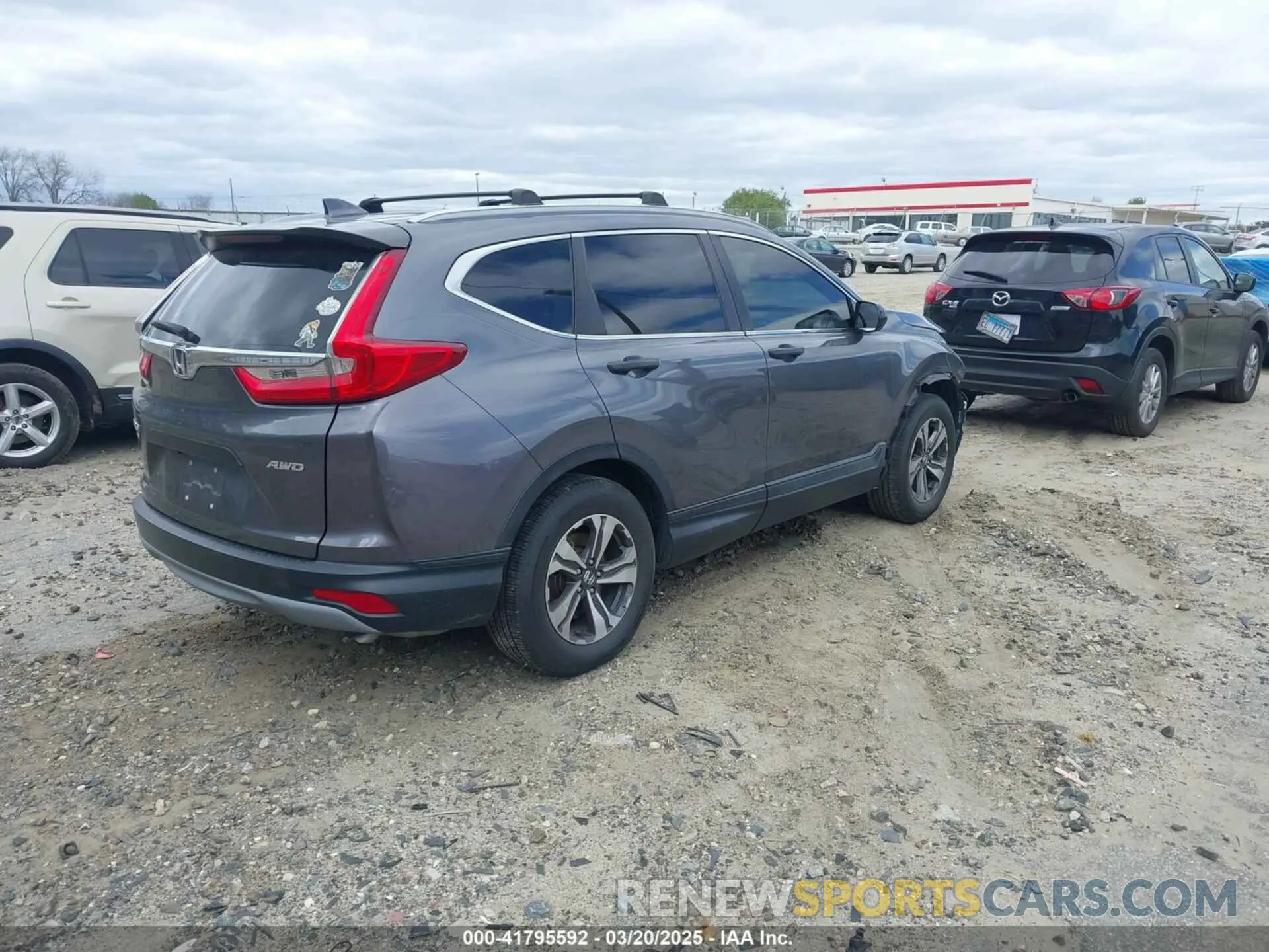 4 Photograph of a damaged car 2HKRW6H30KH208392 HONDA CR-V 2019