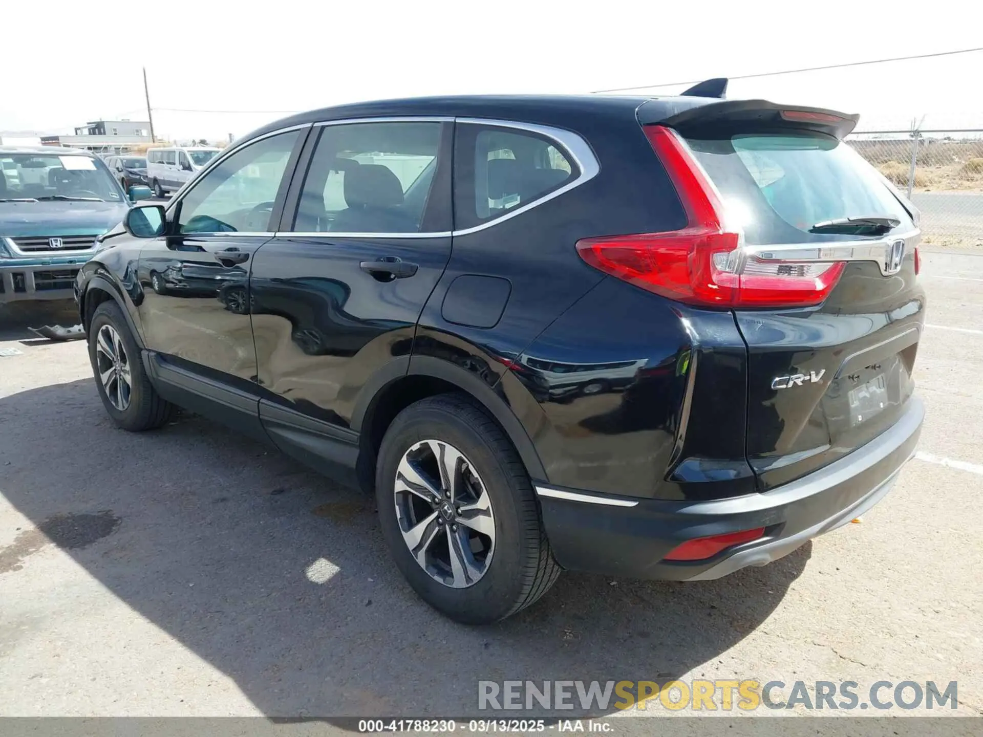 3 Photograph of a damaged car 2HKRW6H31KH208935 HONDA CR-V 2019