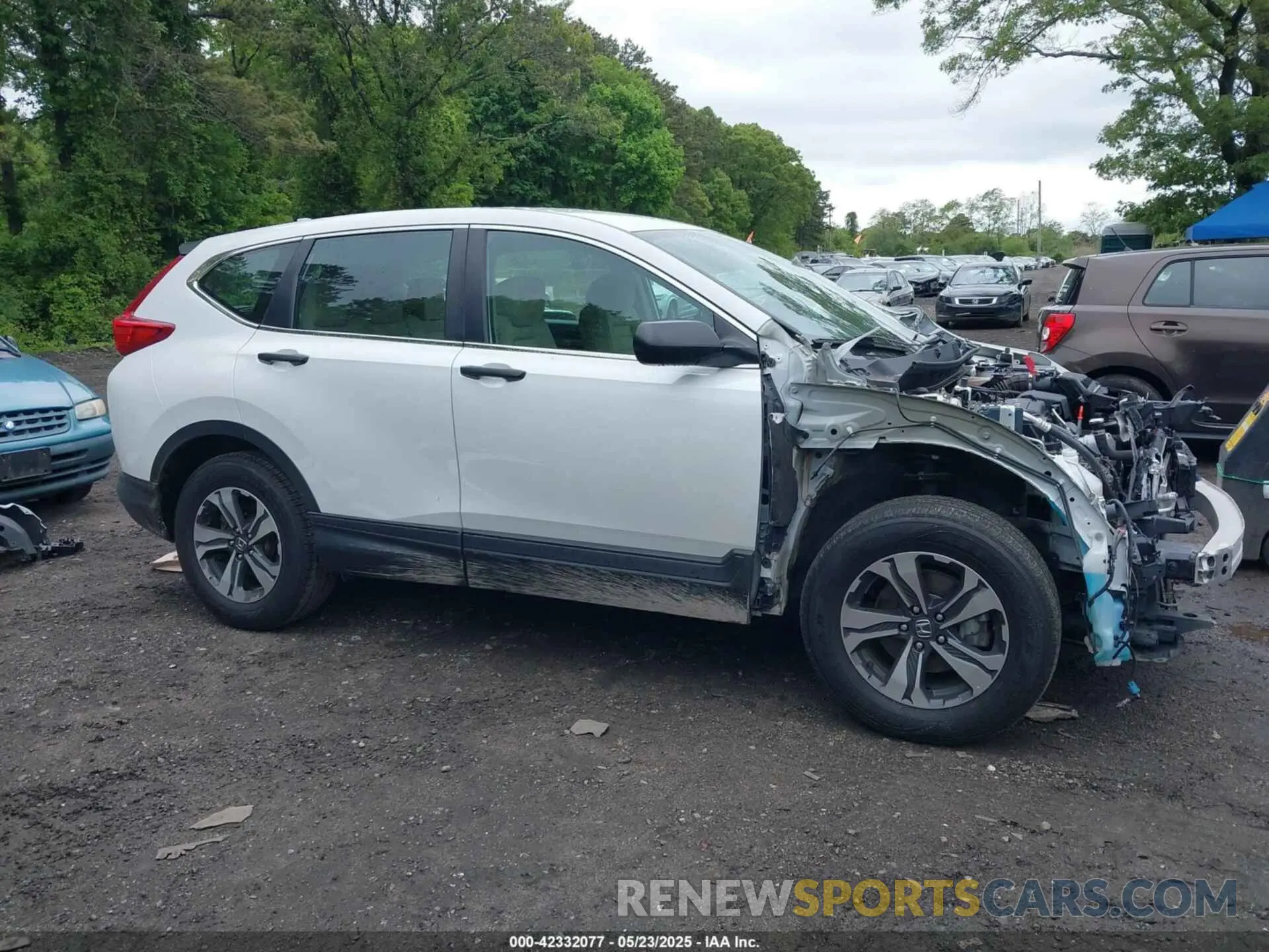 14 Photograph of a damaged car 2HKRW6H32KH224626 HONDA CR-V 2019