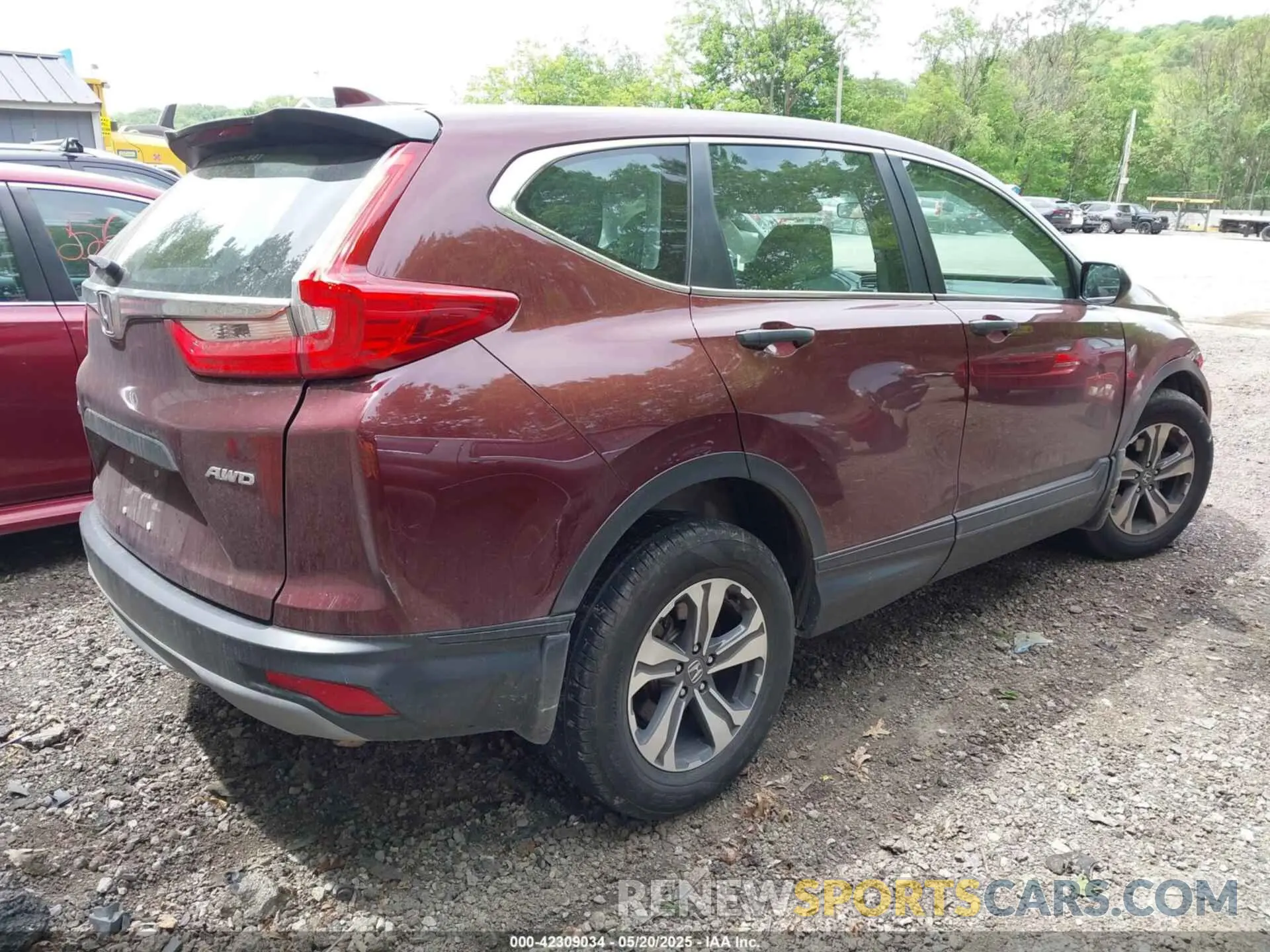 4 Photograph of a damaged car 2HKRW6H33KH210332 HONDA CR-V 2019