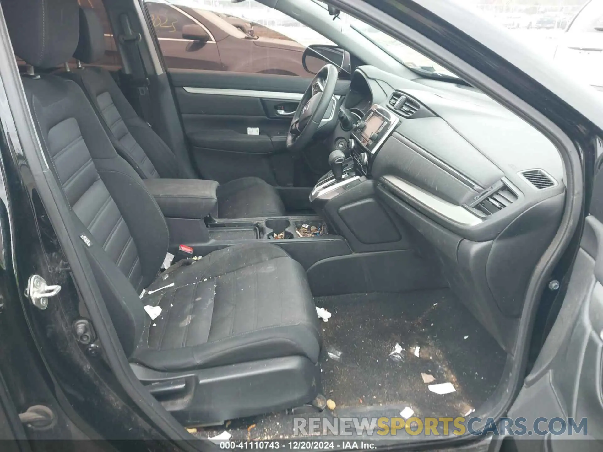 5 Photograph of a damaged car 2HKRW6H33KH217927 HONDA CR-V 2019
