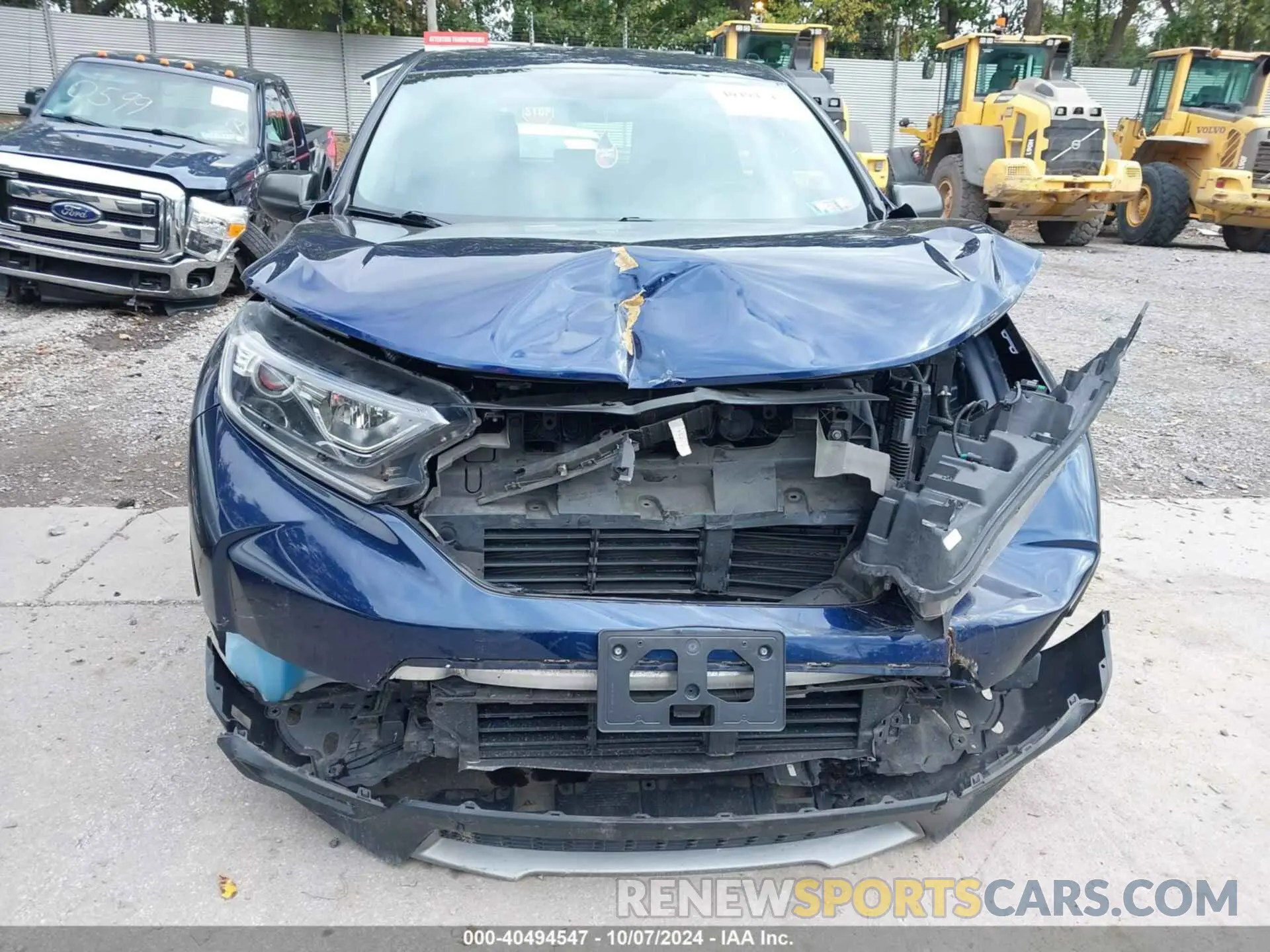 18 Photograph of a damaged car 2HKRW6H34KH204409 HONDA CR-V 2019