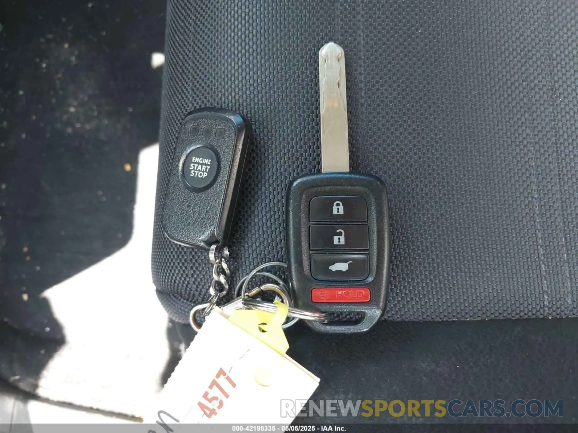 11 Photograph of a damaged car 2HKRW6H35KH227956 HONDA CR-V 2019
