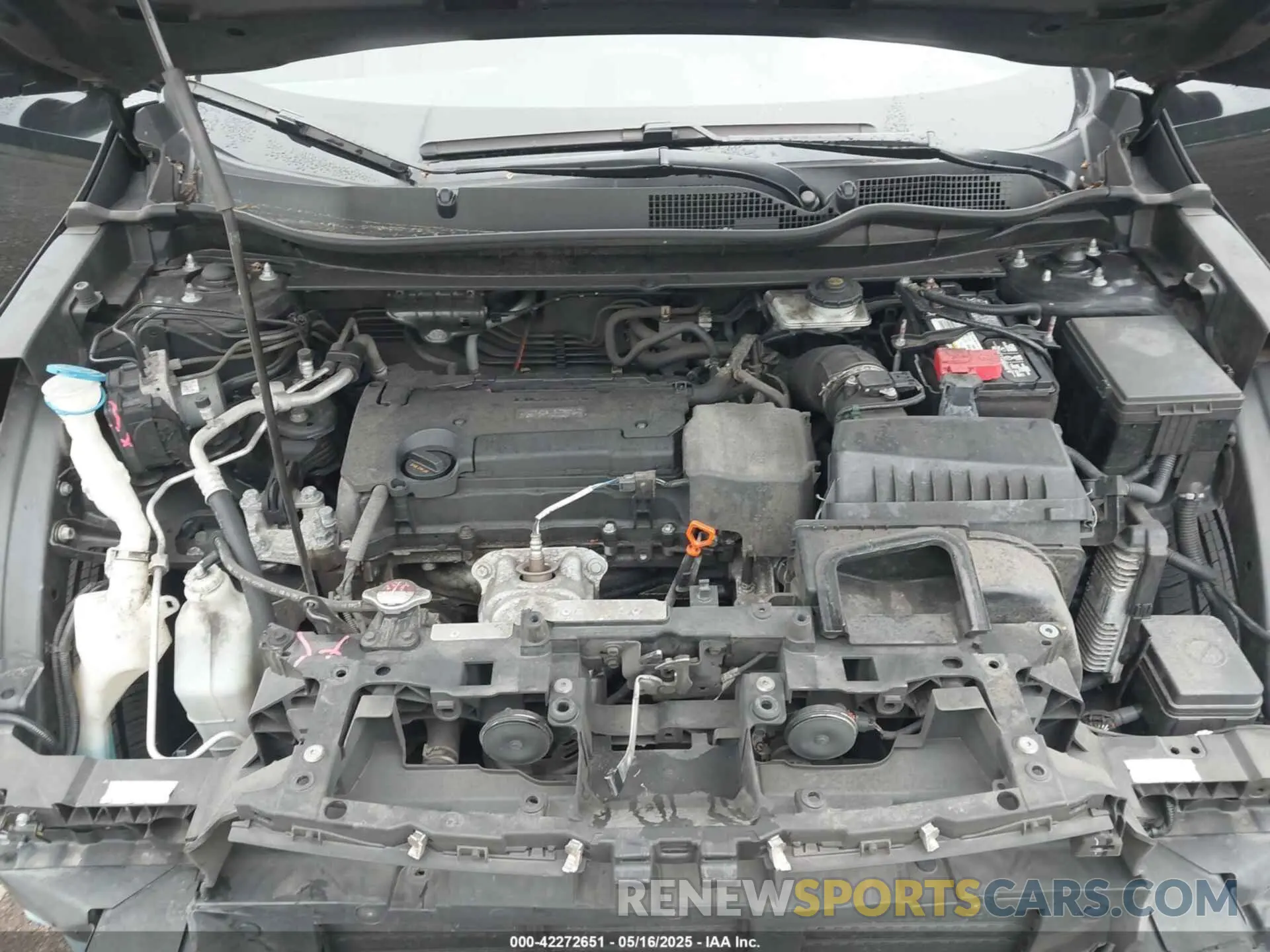 10 Photograph of a damaged car 2HKRW6H36KH219848 HONDA CR-V 2019