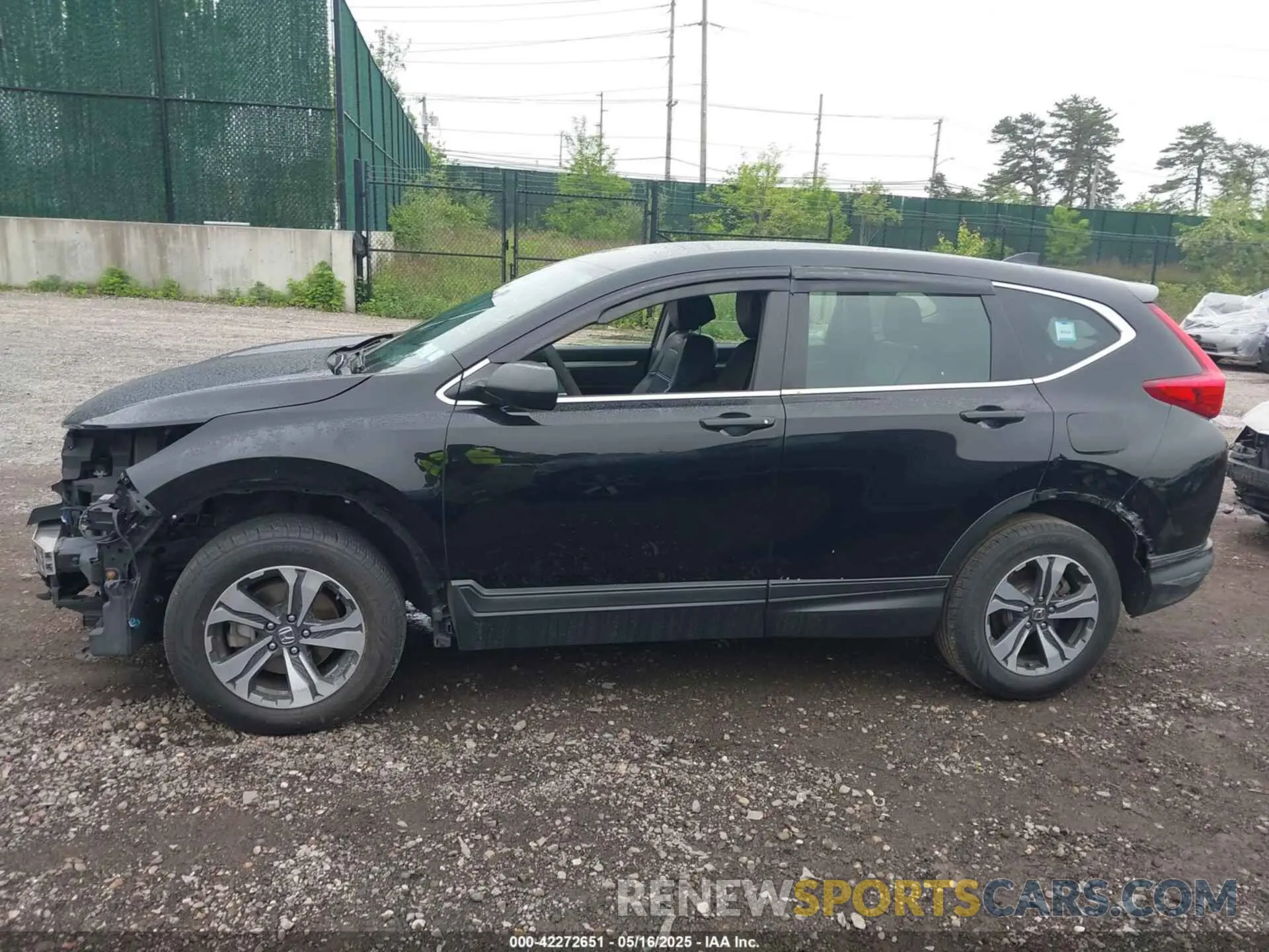 14 Photograph of a damaged car 2HKRW6H36KH219848 HONDA CR-V 2019