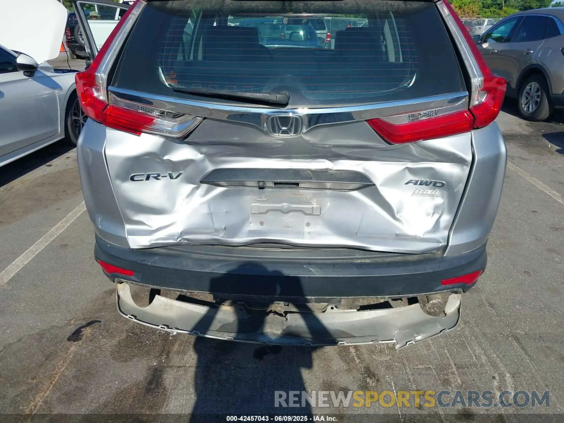 6 Photograph of a damaged car 2HKRW6H36KH221499 HONDA CR-V 2019