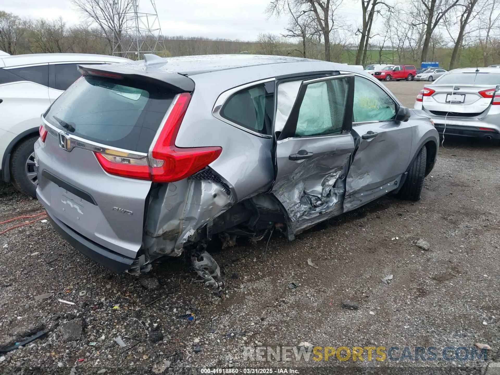 4 Photograph of a damaged car 2HKRW6H36KH223334 HONDA CR-V 2019