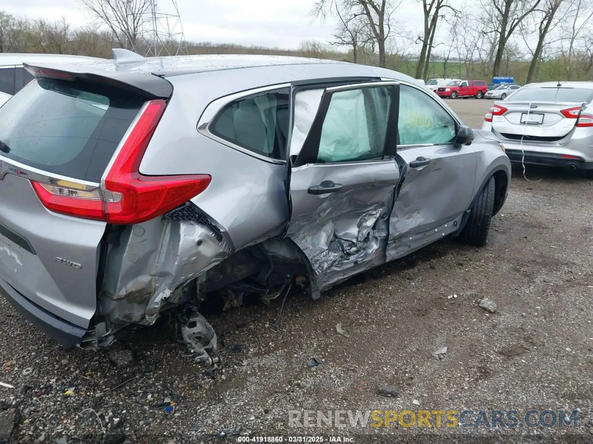 6 Photograph of a damaged car 2HKRW6H36KH223334 HONDA CR-V 2019