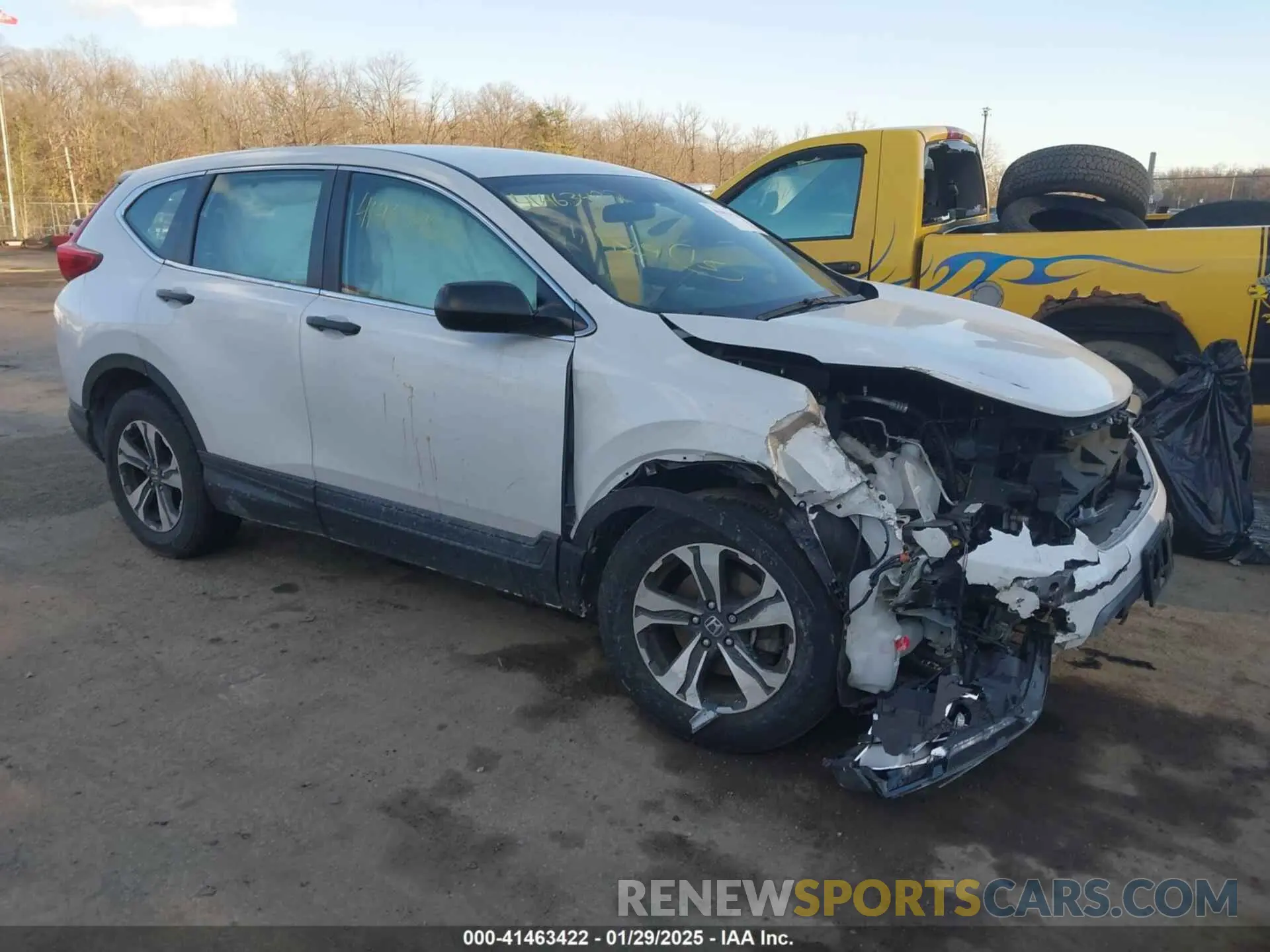 1 Photograph of a damaged car 2HKRW6H36KH230378 HONDA CR-V 2019