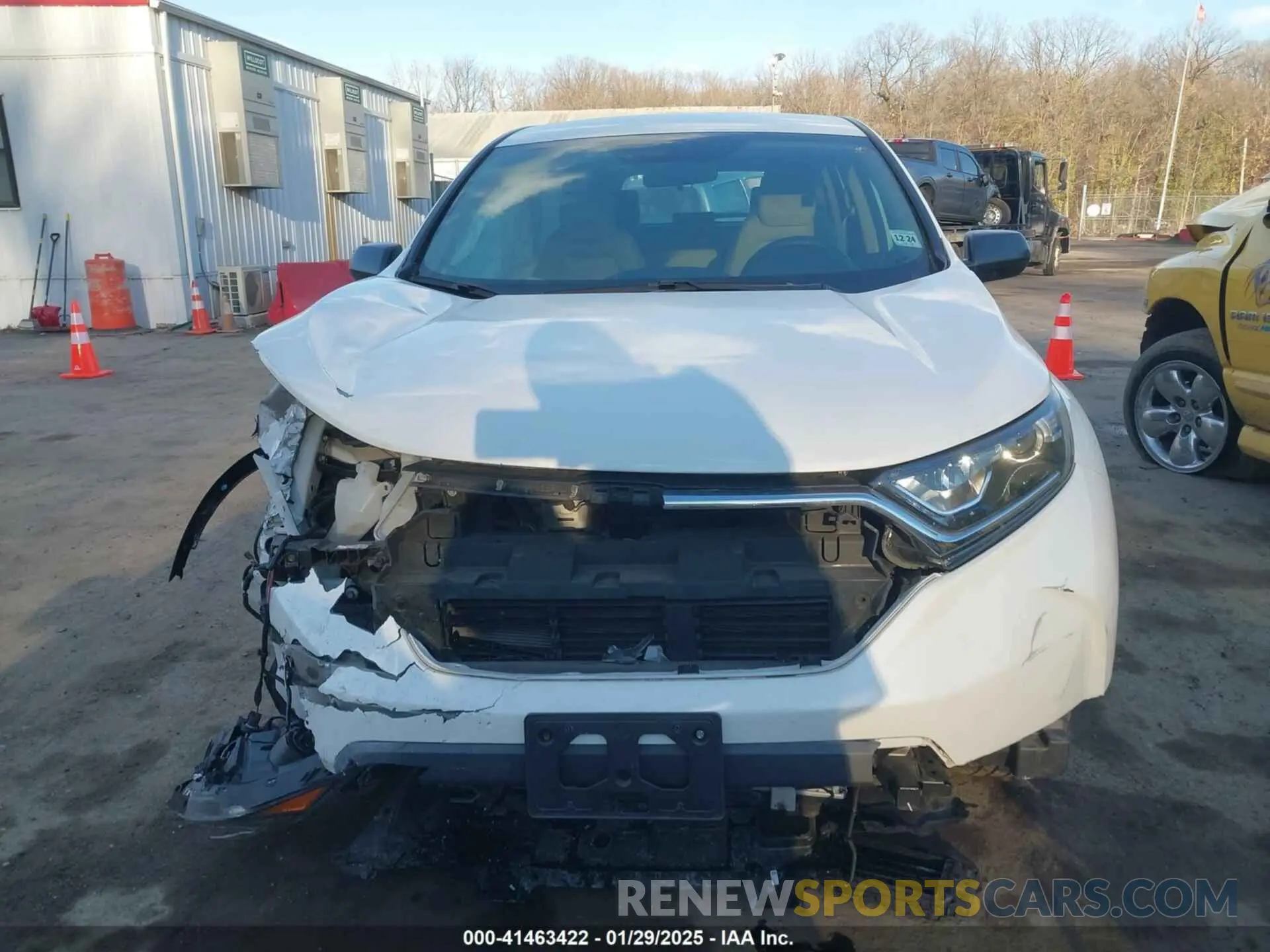 11 Photograph of a damaged car 2HKRW6H36KH230378 HONDA CR-V 2019