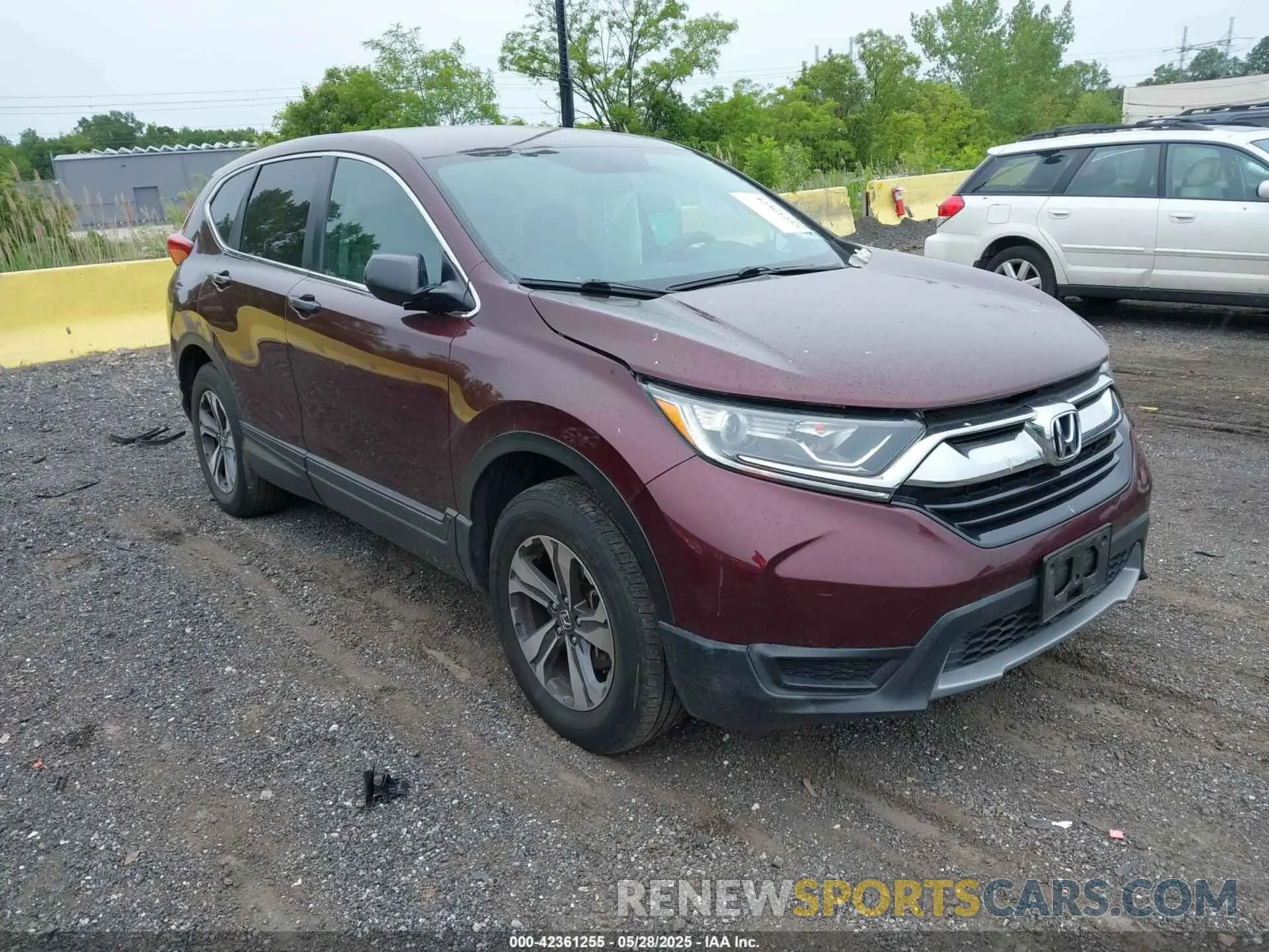 1 Photograph of a damaged car 2HKRW6H38KH203442 HONDA CR-V 2019
