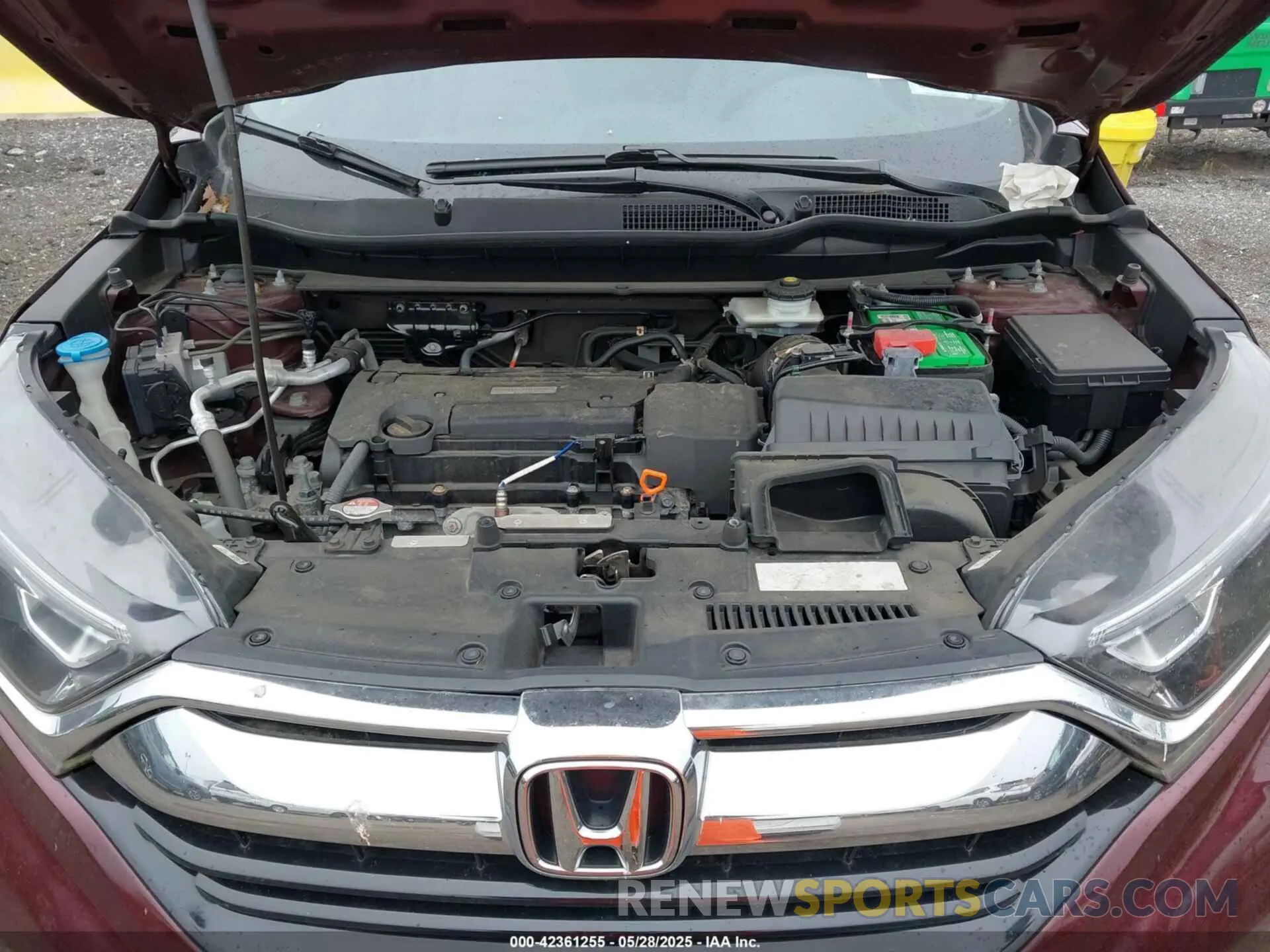 10 Photograph of a damaged car 2HKRW6H38KH203442 HONDA CR-V 2019