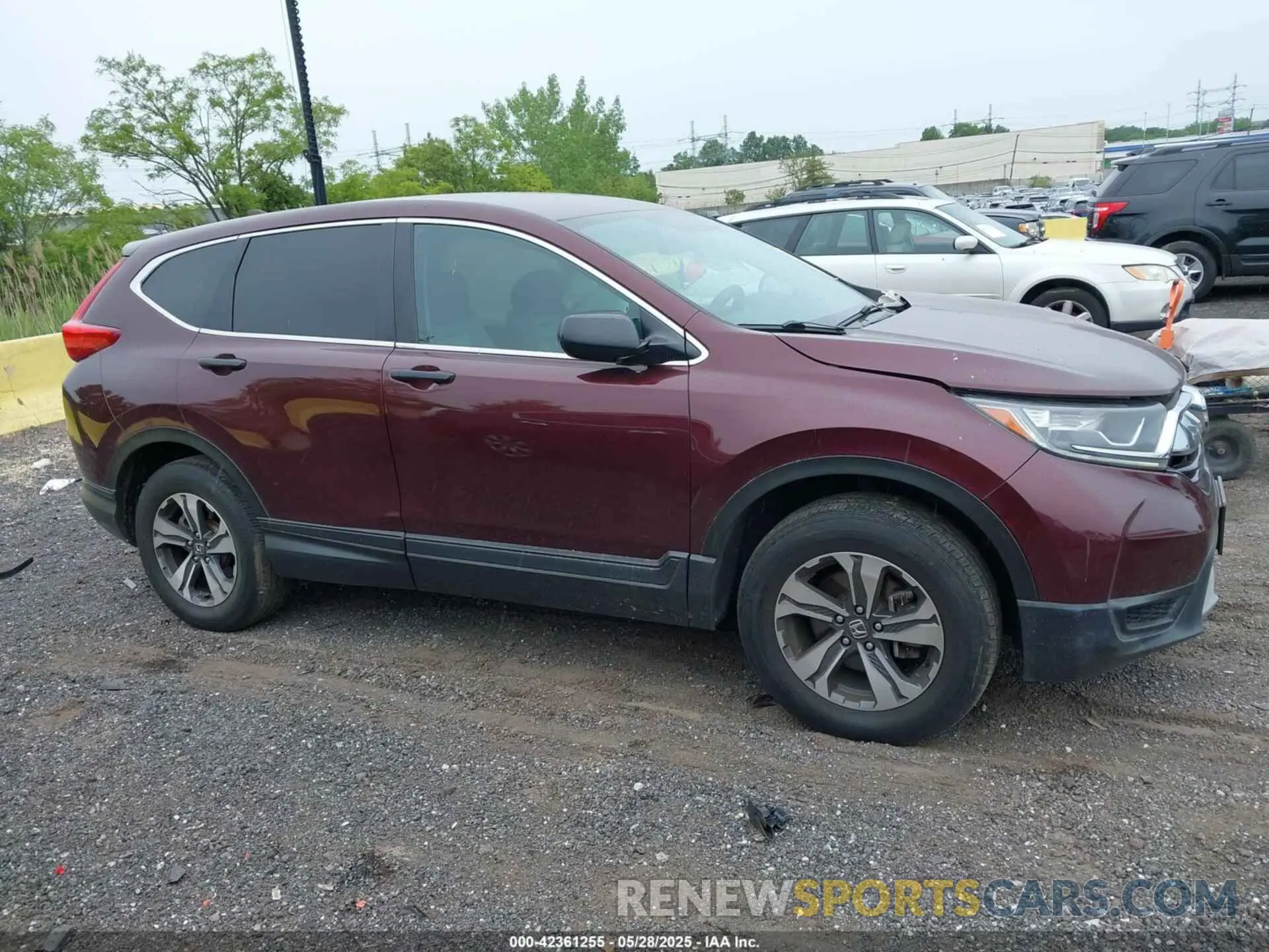 13 Photograph of a damaged car 2HKRW6H38KH203442 HONDA CR-V 2019