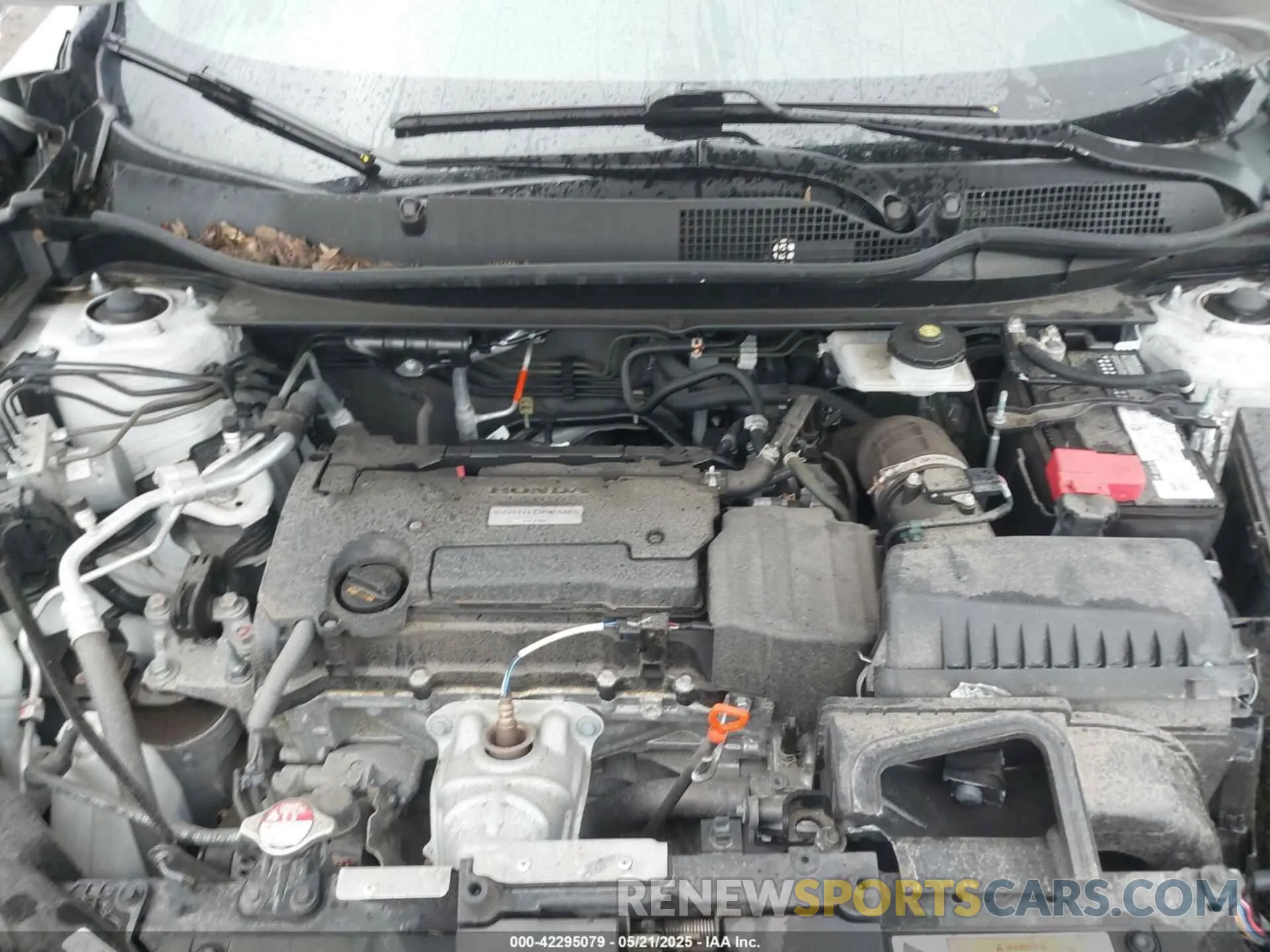 10 Photograph of a damaged car 2HKRW6H39KH229256 HONDA CR-V 2019