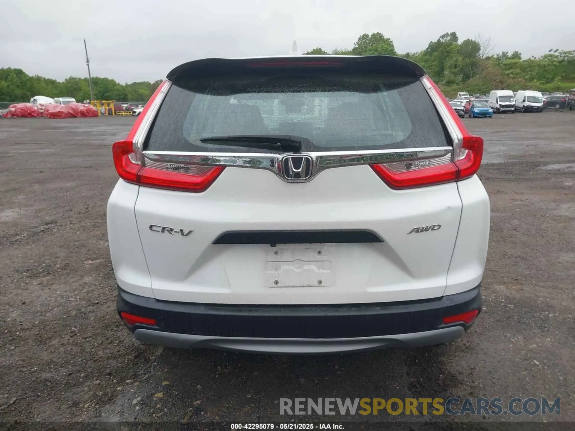 16 Photograph of a damaged car 2HKRW6H39KH229256 HONDA CR-V 2019