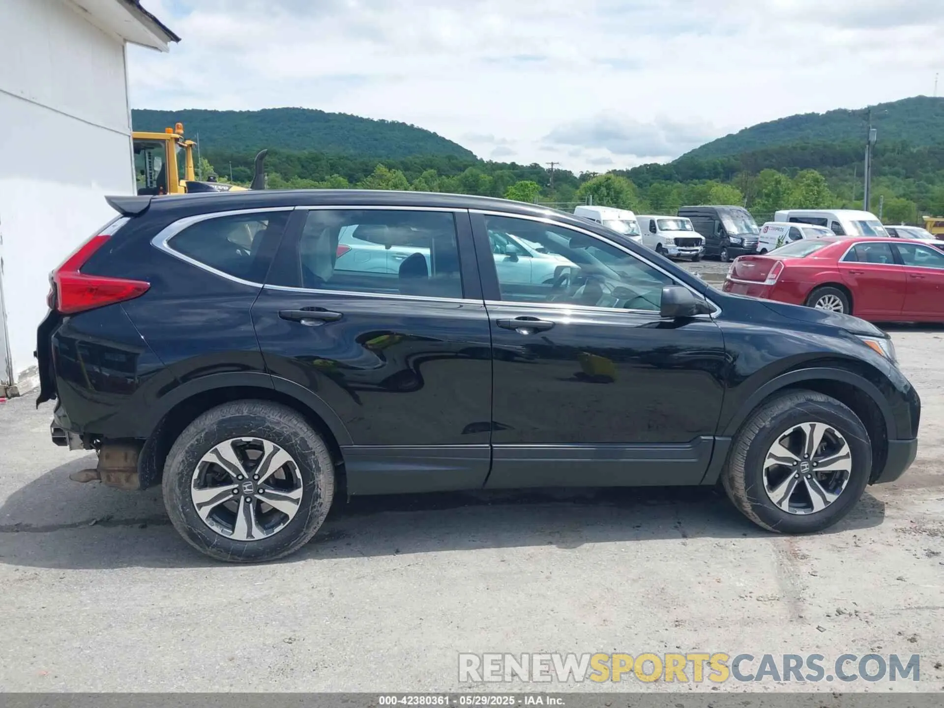 14 Photograph of a damaged car 2HKRW6H3XKH208867 HONDA CR-V 2019