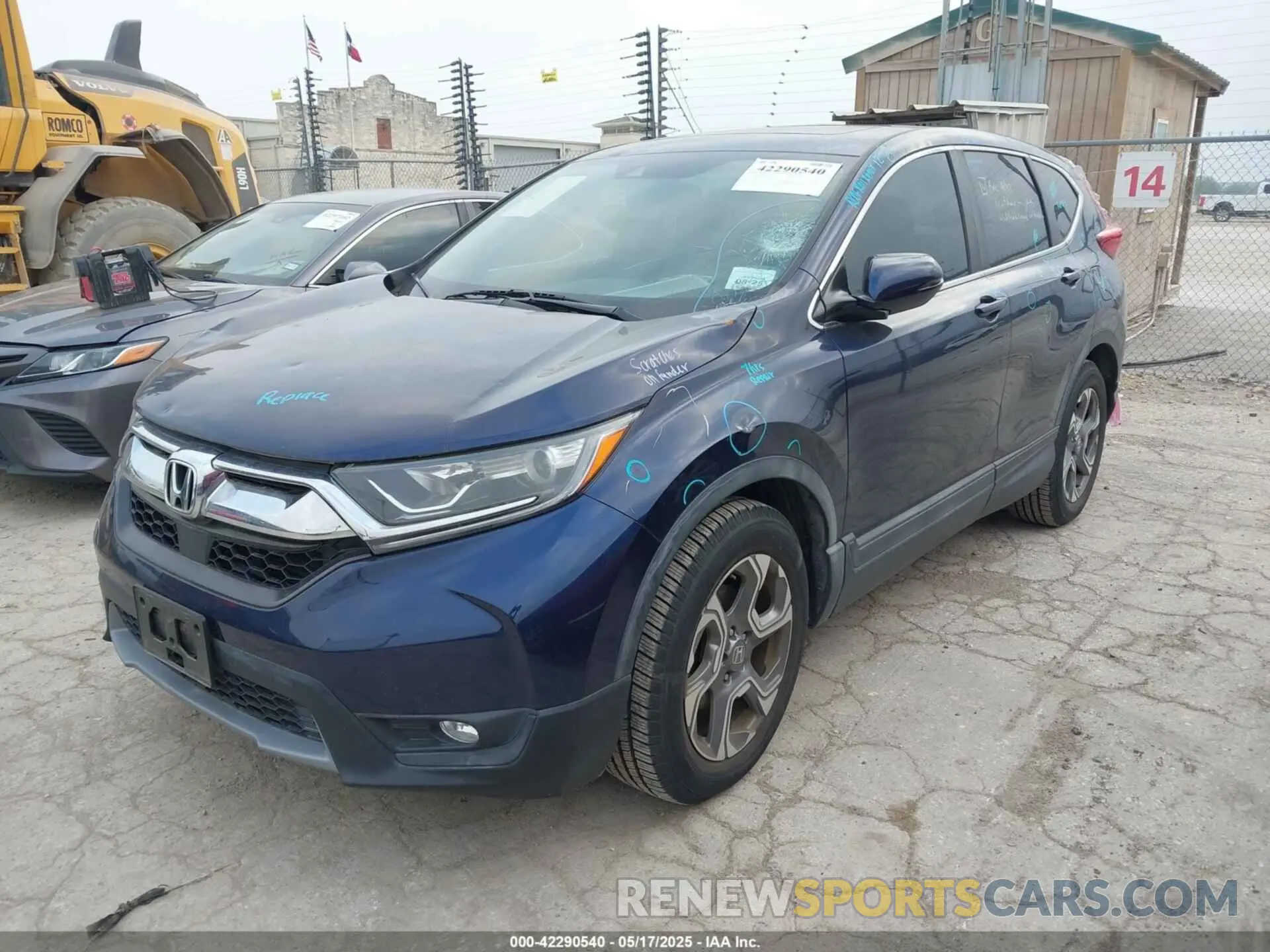 2 Photograph of a damaged car 5J6RW1H50KA008571 HONDA CR-V 2019
