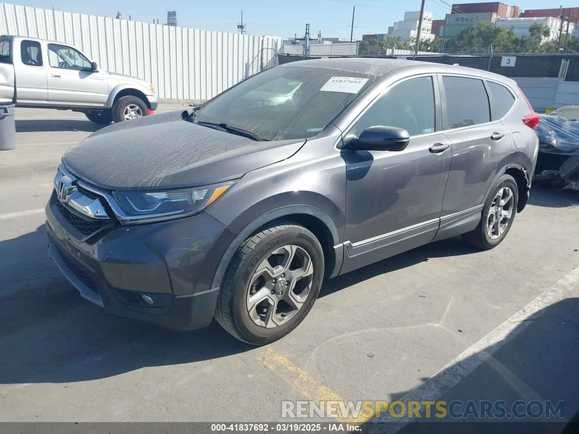 2 Photograph of a damaged car 5J6RW1H50KA044471 HONDA CR-V 2019