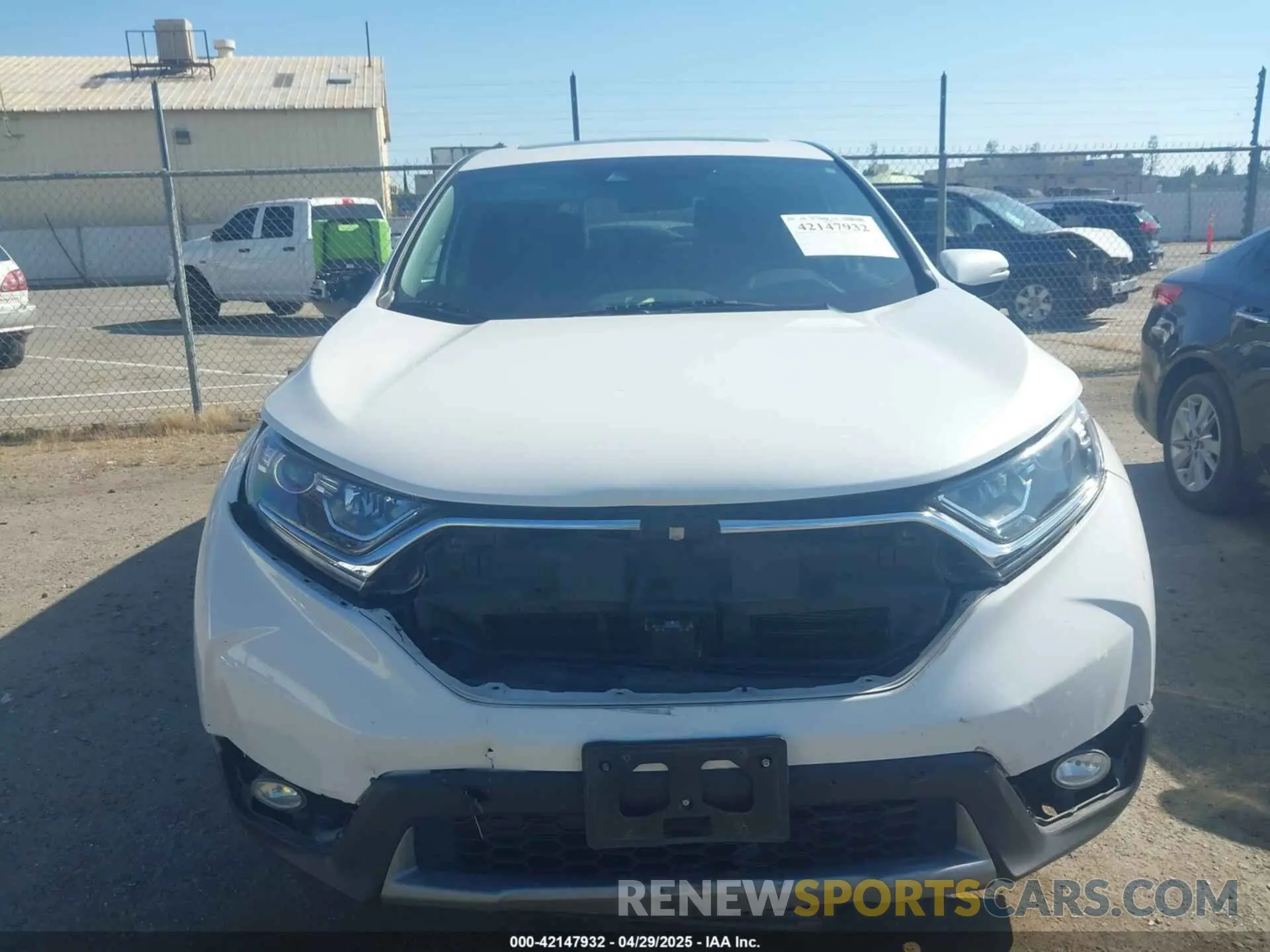 12 Photograph of a damaged car 5J6RW1H54KA020531 HONDA CR-V 2019
