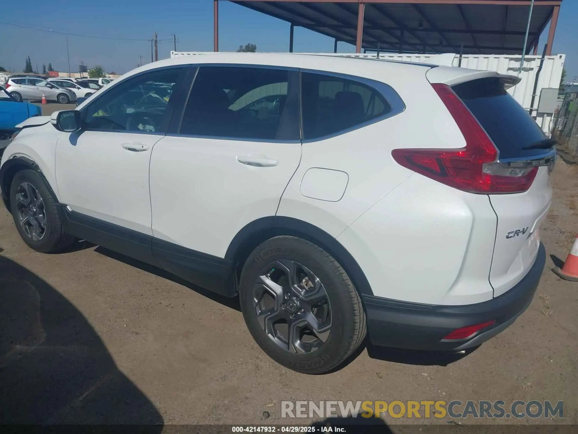 3 Photograph of a damaged car 5J6RW1H54KA020531 HONDA CR-V 2019
