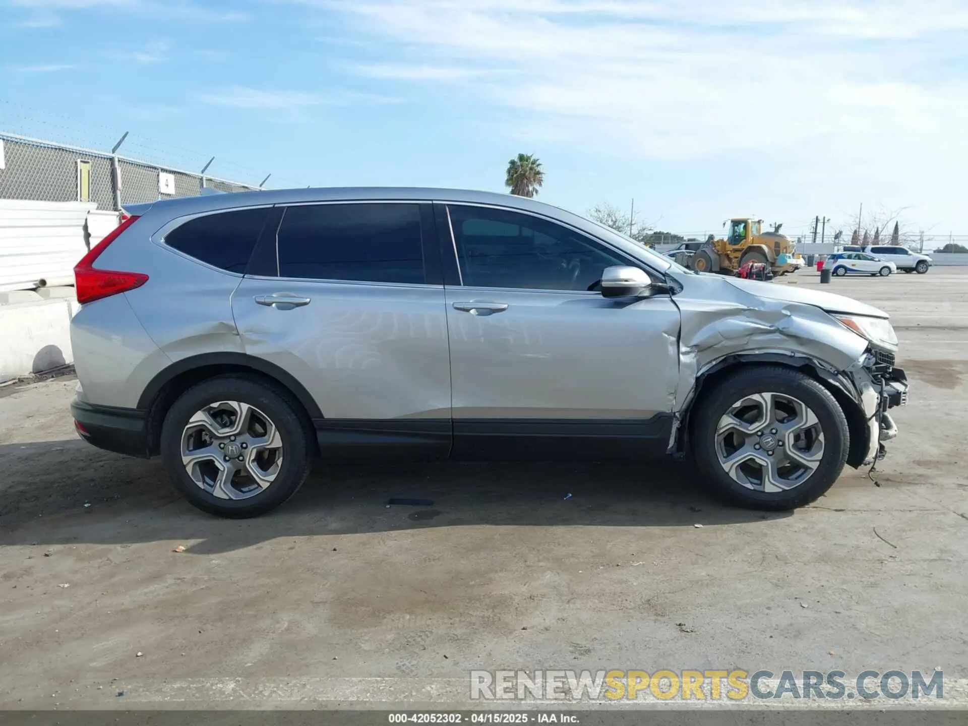 14 Photograph of a damaged car 5J6RW1H54KA027818 HONDA CR-V 2019