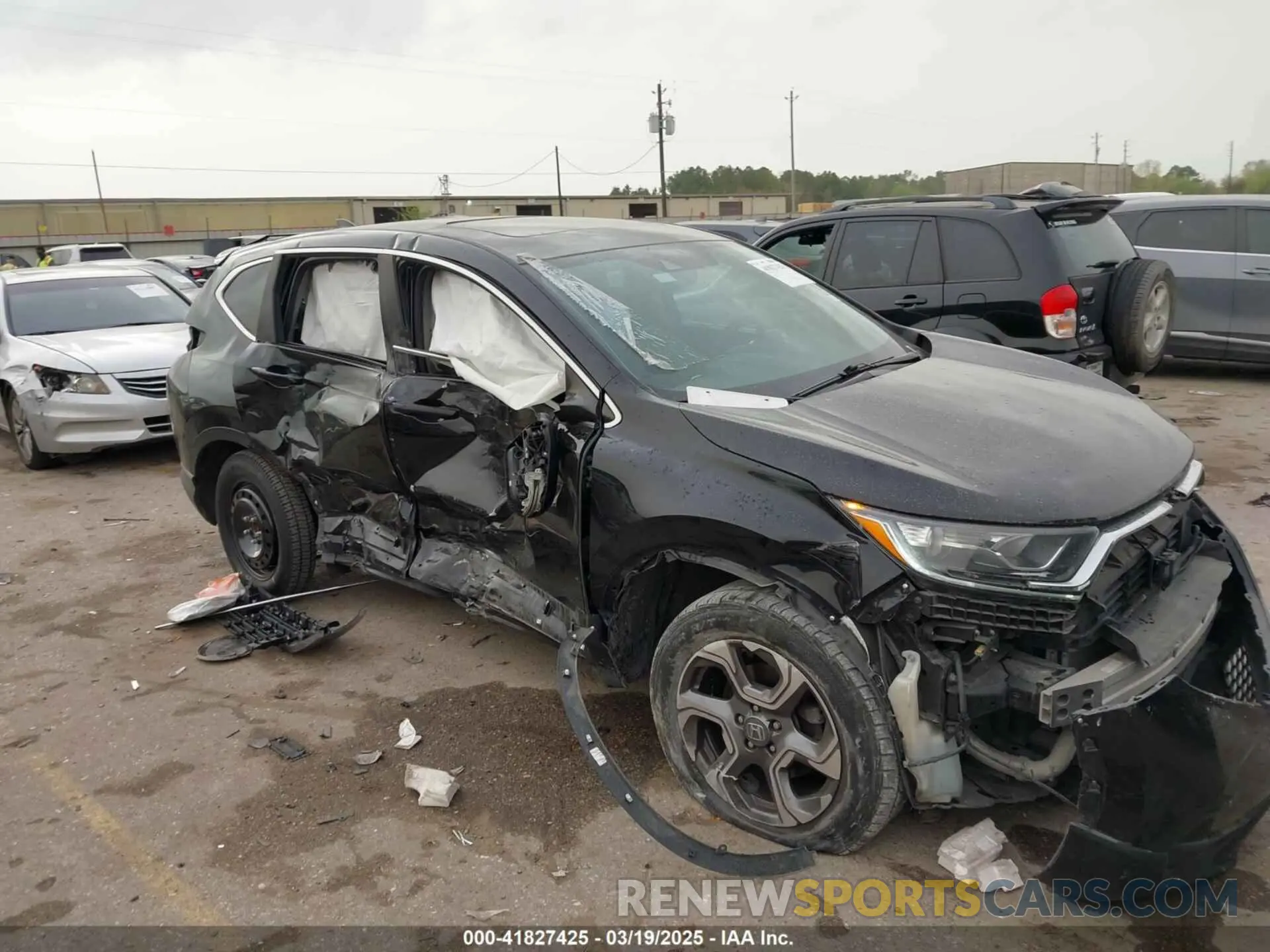 1 Photograph of a damaged car 5J6RW1H54KA039693 HONDA CR-V 2019
