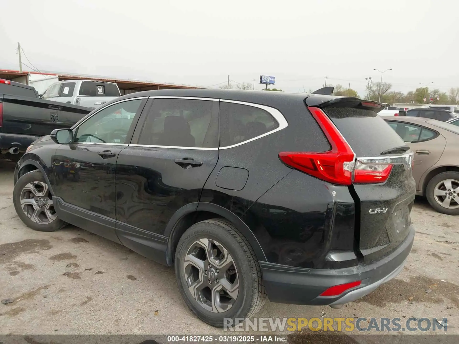 3 Photograph of a damaged car 5J6RW1H54KA039693 HONDA CR-V 2019